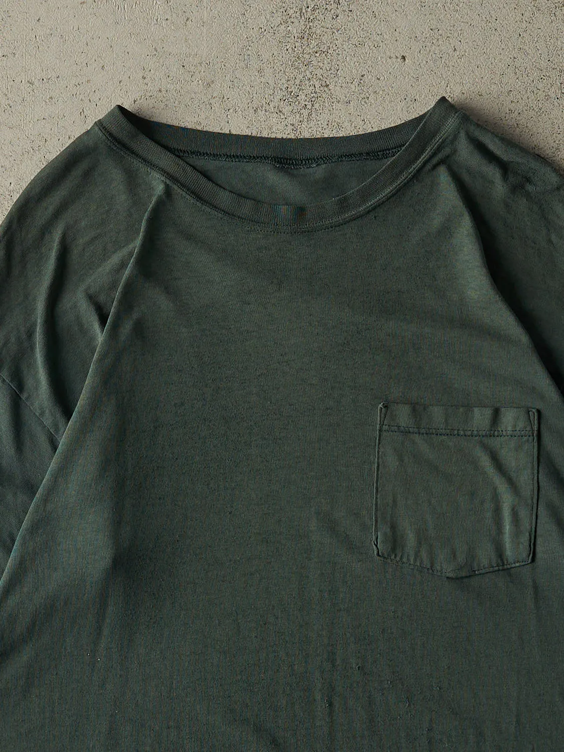 Vintage 80s Green Blank Pocket Single Stitch Tee (L) sold by Rebalance Vintage product image thumbnail 2