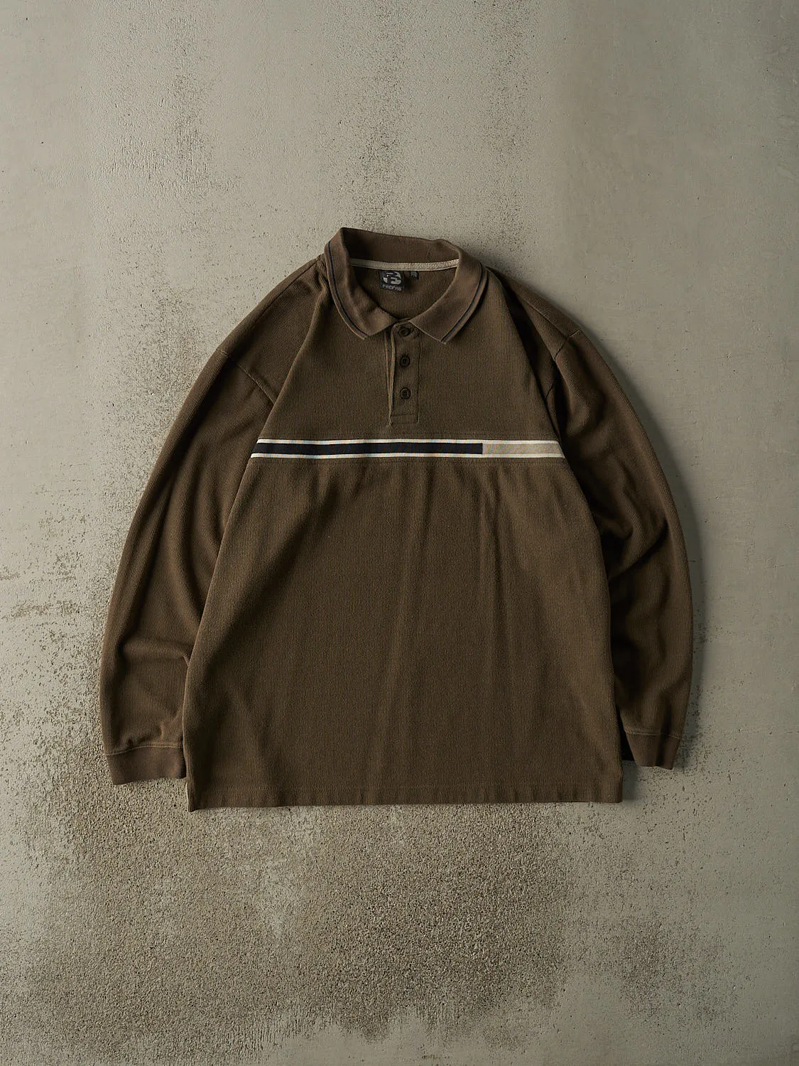 Vintage 90s Green Quarter Button Long Sleeve (XL) sold by Rebalance Vintage