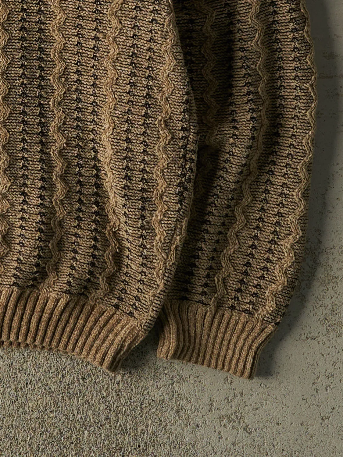 Vintage 90s Beige Tundra Textured Knit (M/L) sold by Rebalance Vintage product image thumbnail 4