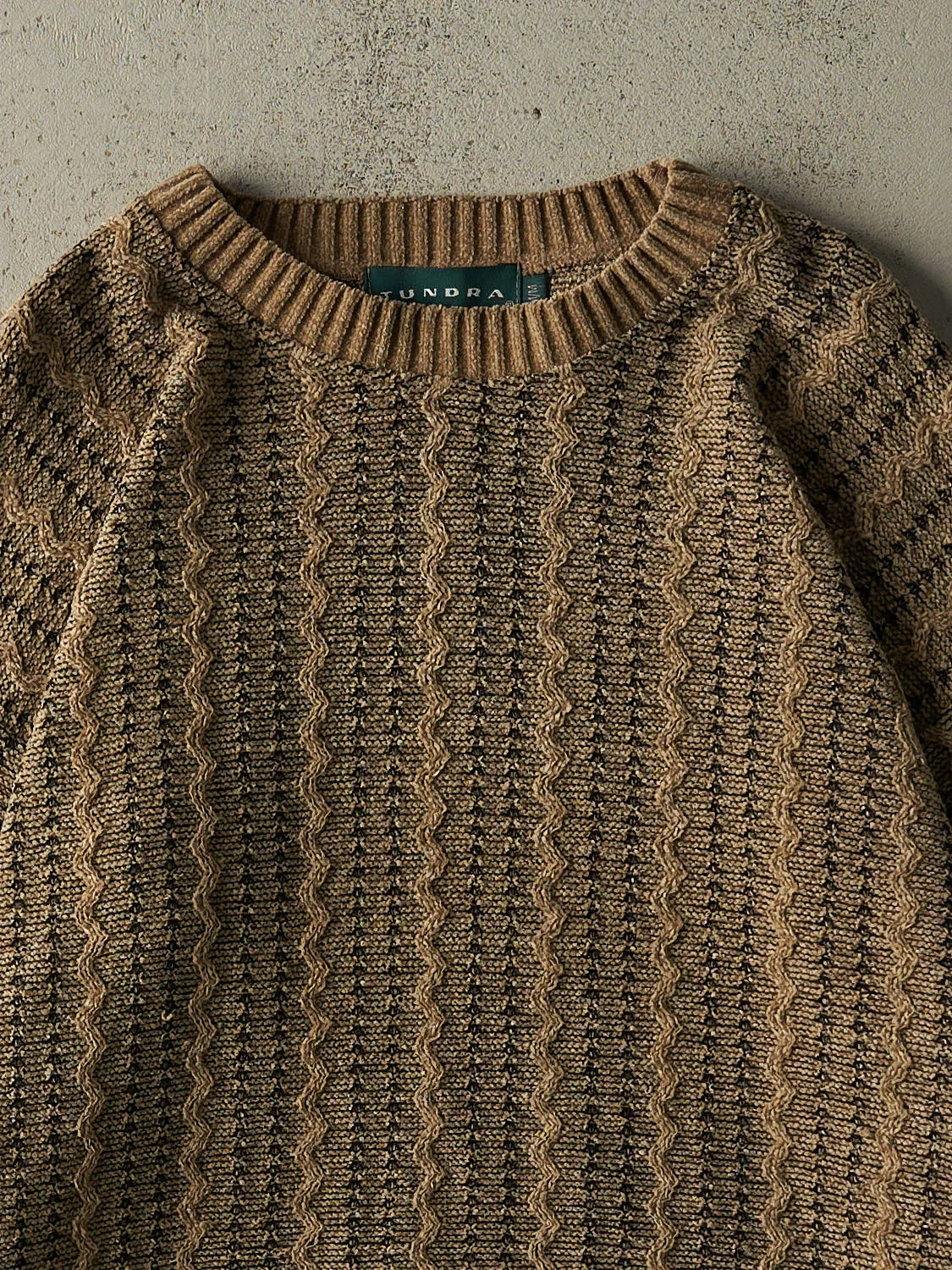 Vintage 90s Beige Tundra Textured Knit (M/L) sold by Rebalance Vintage product image thumbnail 2