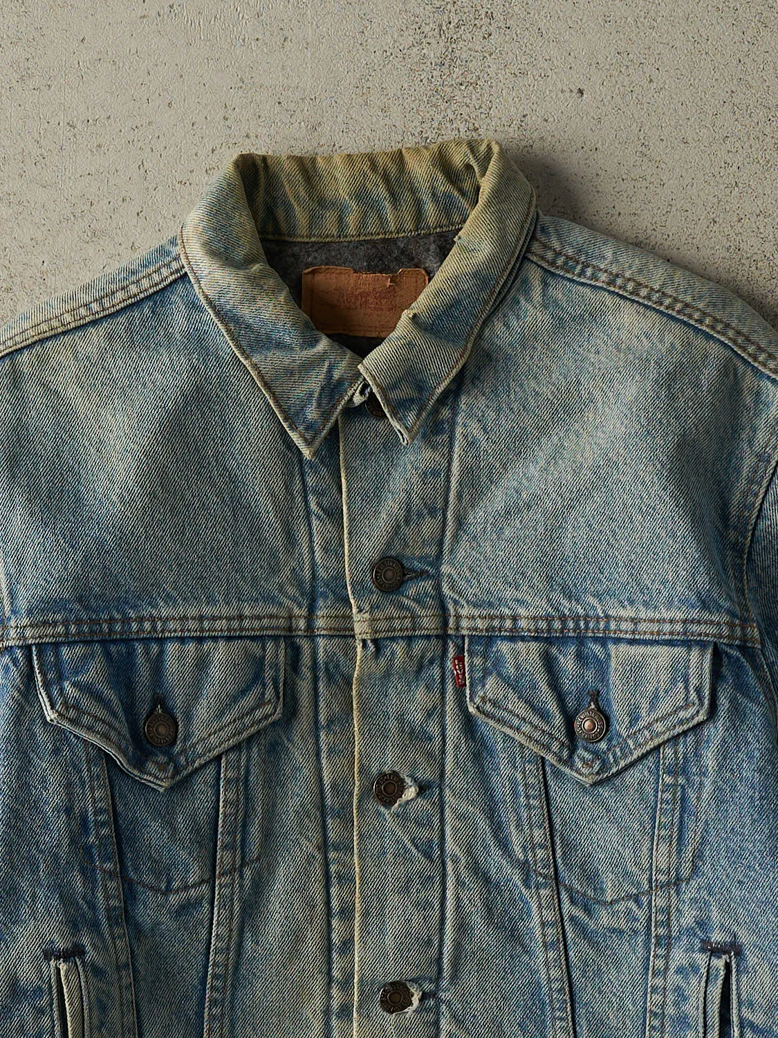 Vintage 80s Light Wash Levi's Blanket Lined Denim Jacket (S) sold by Rebalance Vintage product image thumbnail 2