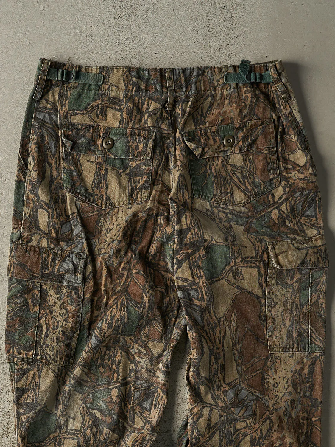 Vintage 90s Camo Cargo Pants (34x31) sold by Rebalance Vintage product image thumbnail 4
