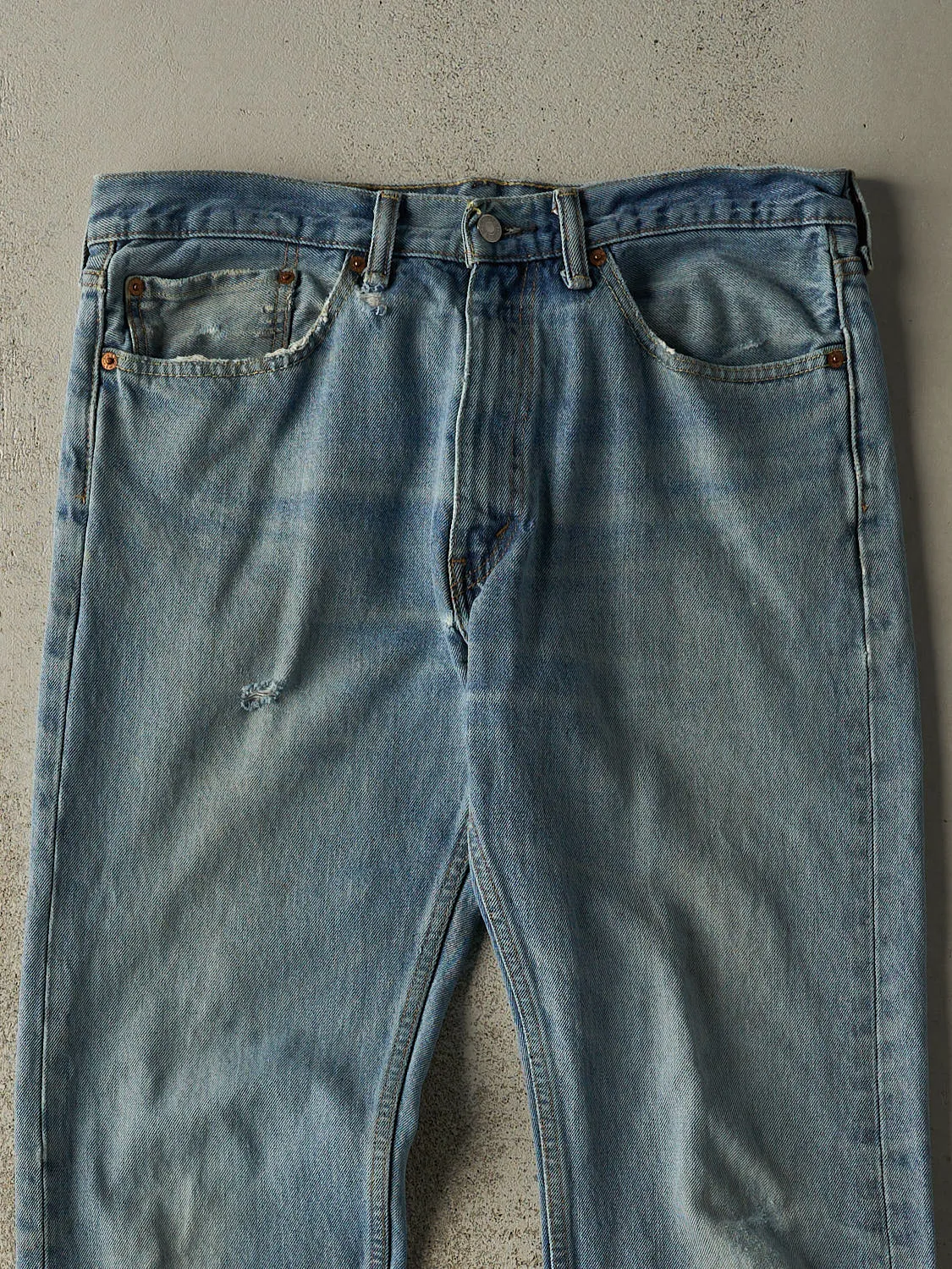 Vintage Y2K Light Wash Levi's 505 Jeans (34x30) sold by Rebalance Vintage product image thumbnail 3