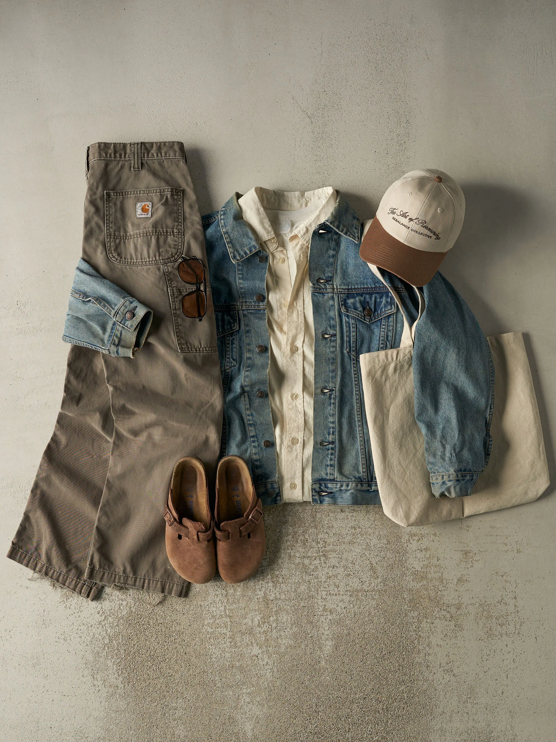 Vintage Y2K Brown Carhartt Carpenter Work Pants (33x28.5) sold by Rebalance Vintage product image thumbnail 2