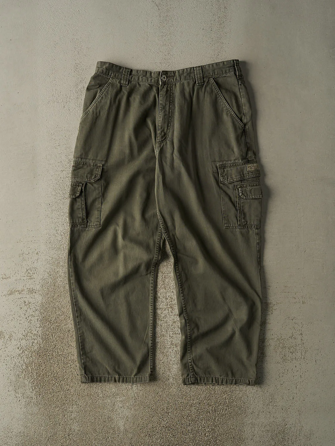 Vintage 90s Green Wrangler Cargo Work Pants (35x29) sold by Rebalance Vintage