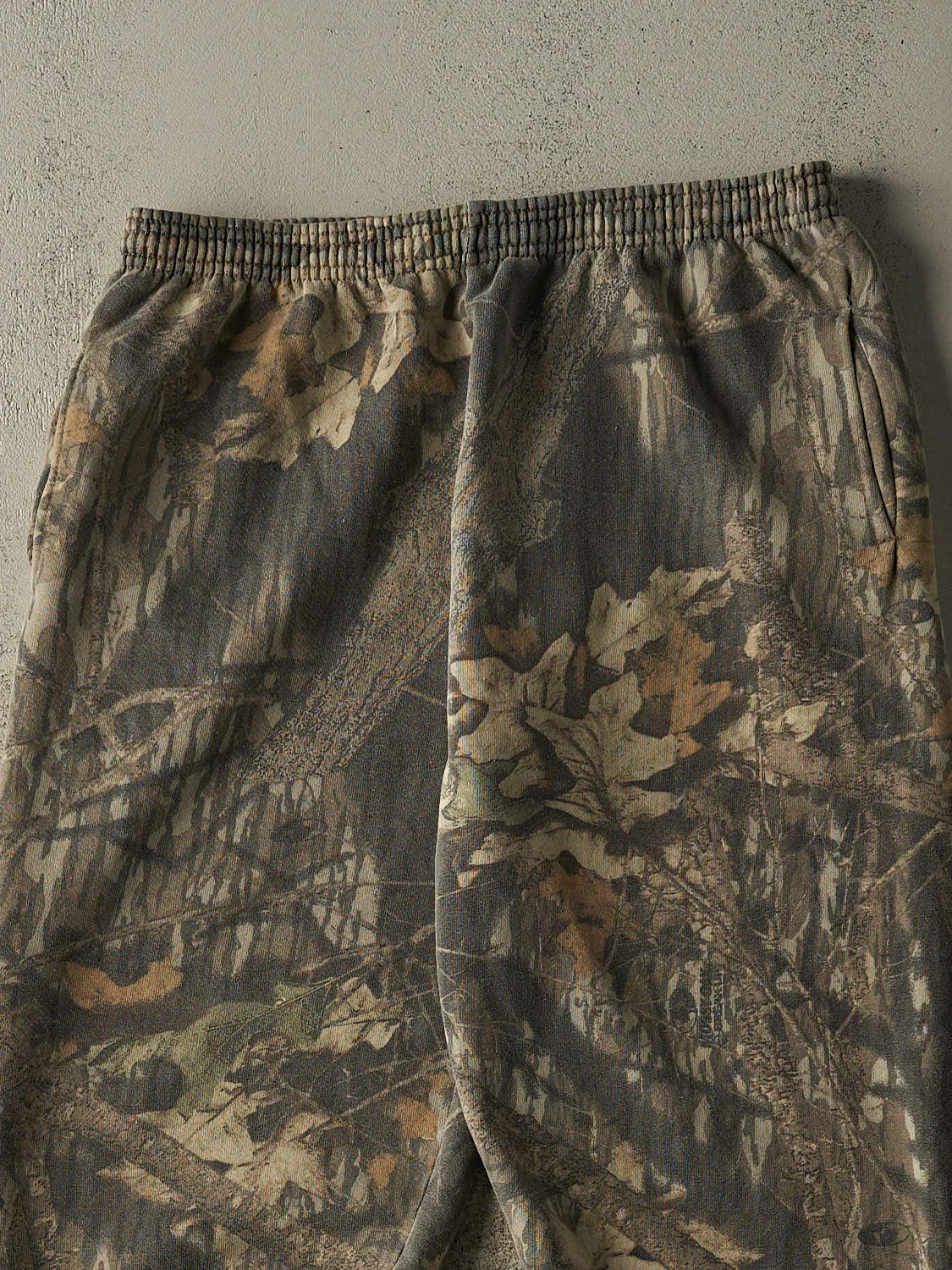 Vintage 90s Camo Mossy Oak Sweatpants (32x30.5) sold by Rebalance Vintage product image thumbnail 3