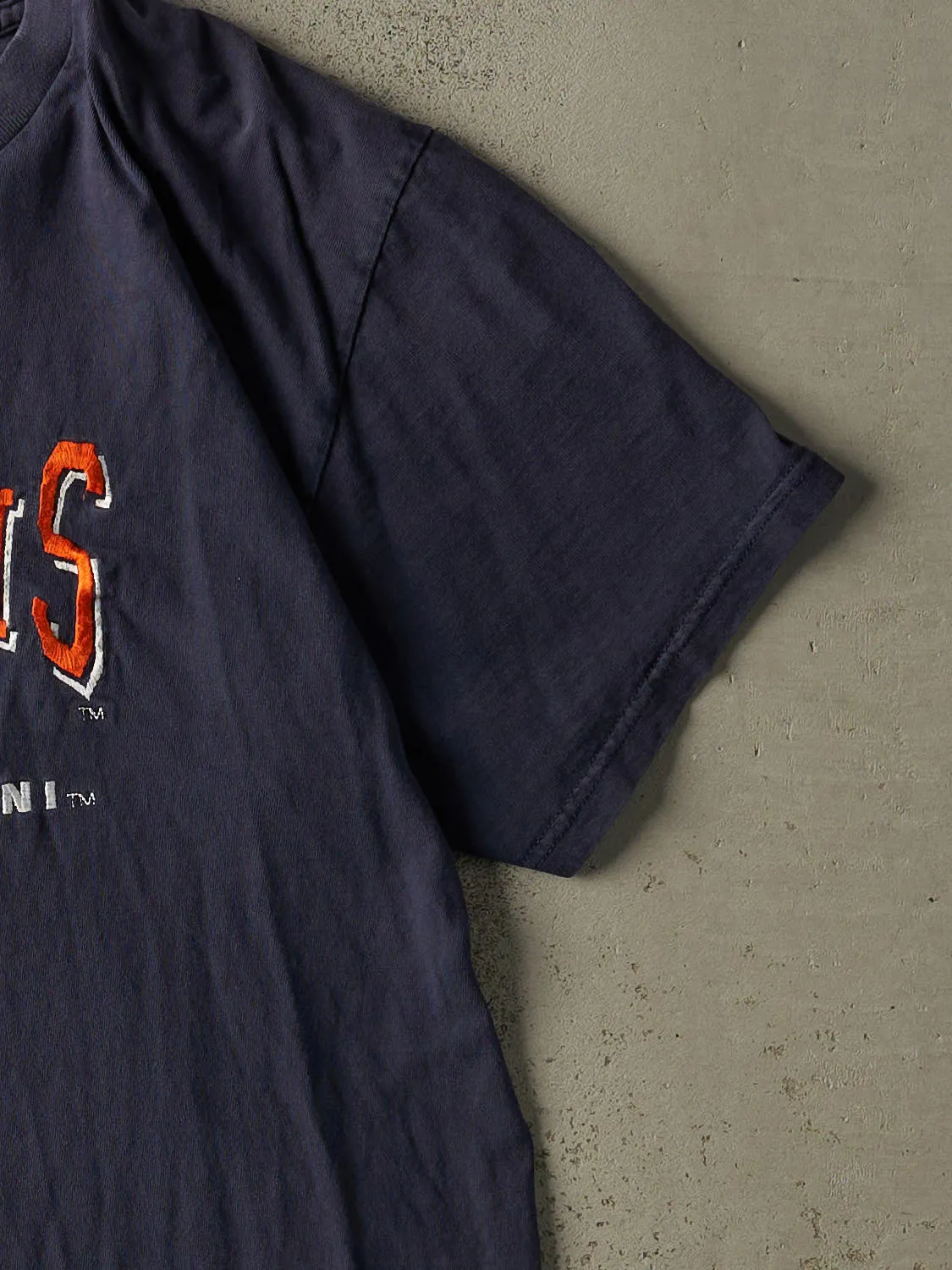 Vintage 90s Sun Faded Navy Illinois Fighting Illini Tee (M/L) sold by Rebalance Vintage product image thumbnail 4