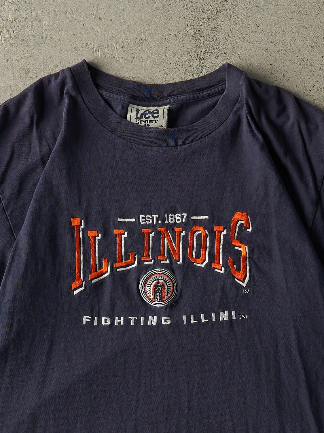 Vintage 90s Sun Faded Navy Illinois Fighting Illini Tee (M/L) sold by Rebalance Vintage product image thumbnail 2