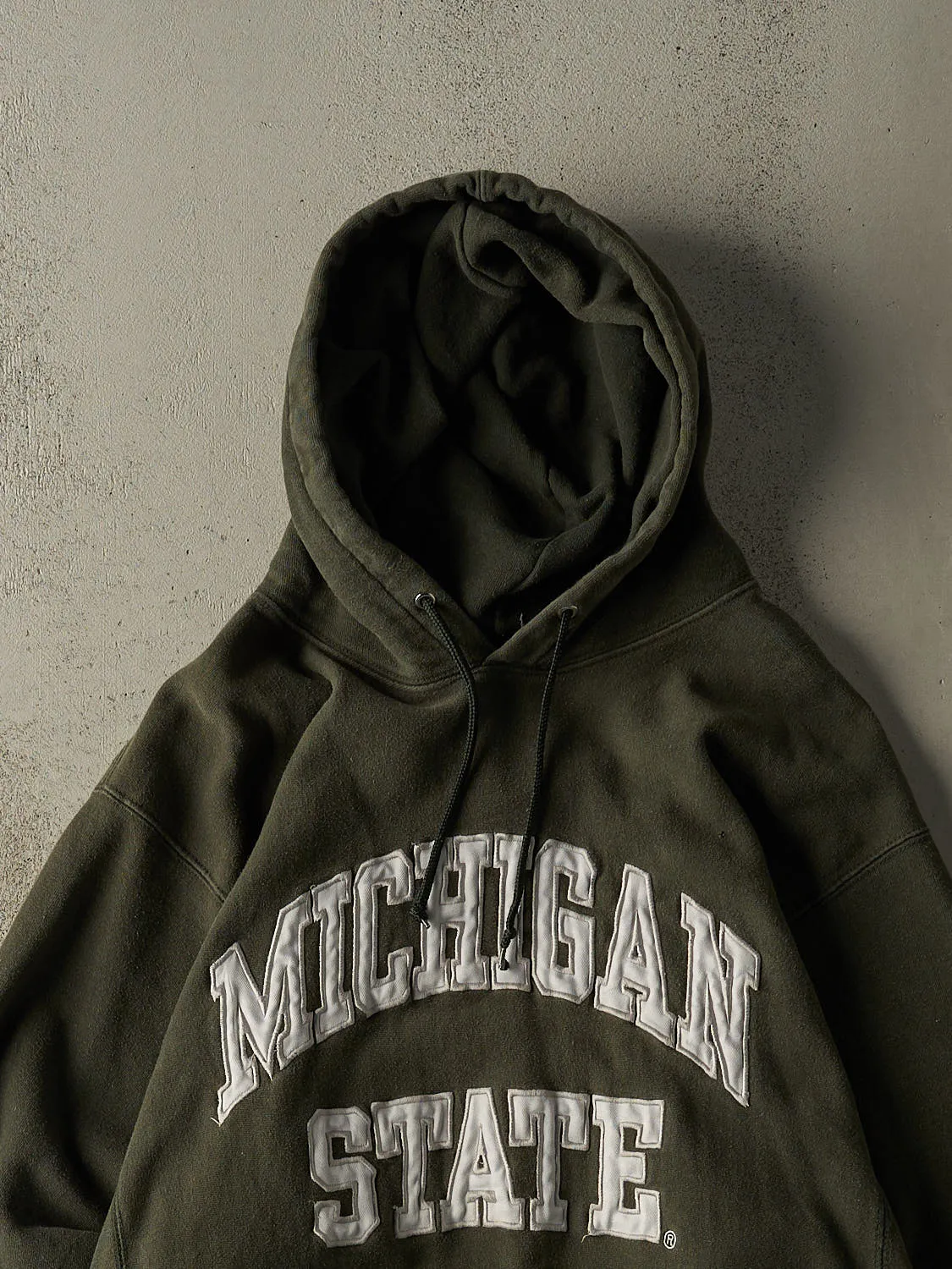 Vintage 90s Sun Faded Green Michigan State University Embroidered Hoodie (L/XL) sold by Rebalance Vintage product image thumbnail 3