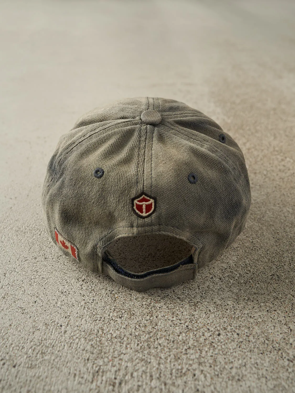 Vintage 90s Sun Faded Navy De Havilland Beaver Embroidered Velcro Hat (O/S) sold by Rebalance Vintage product image thumbnail 4