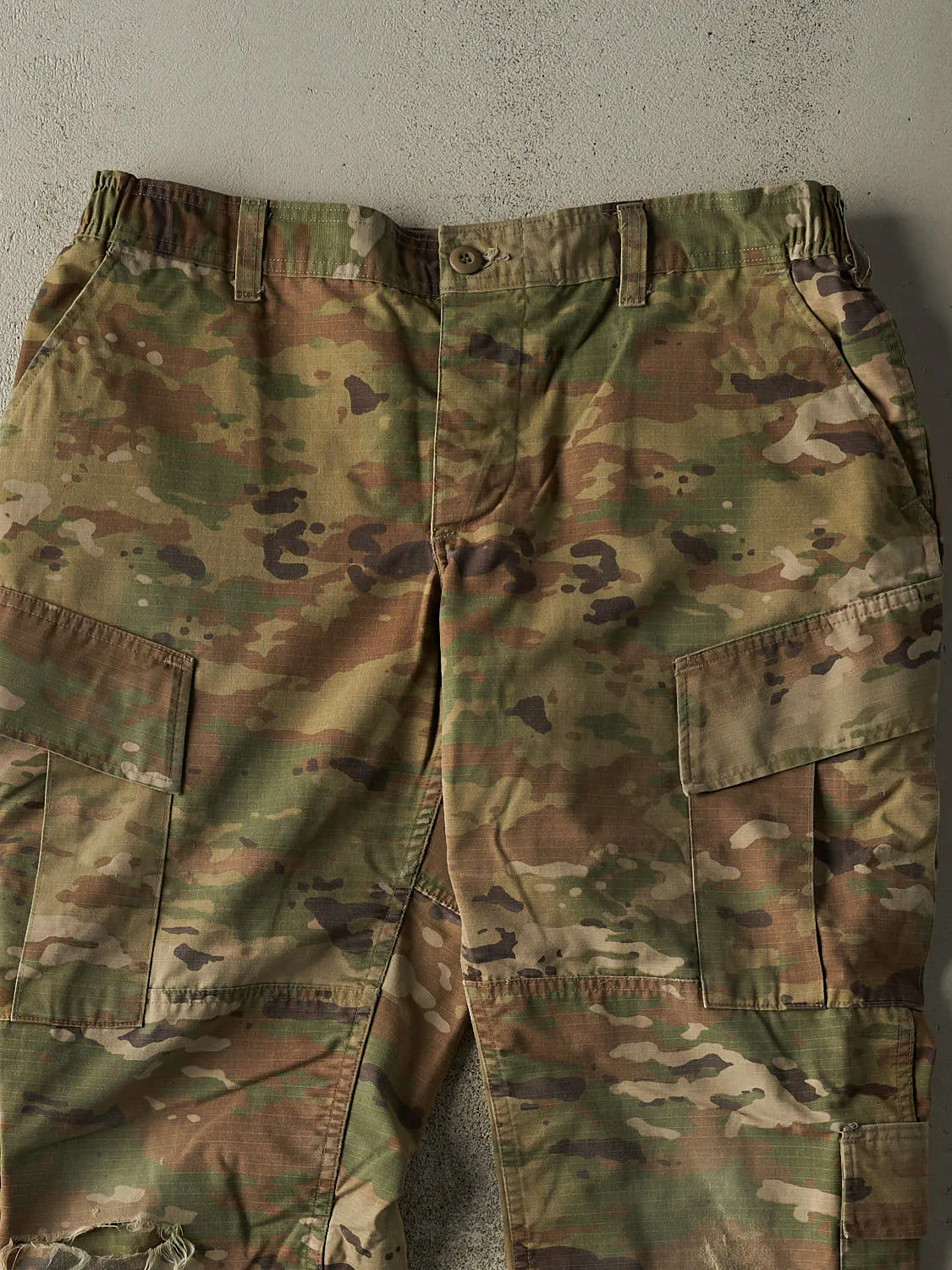 Vintage 90s Camo Military Cargo Pants (36x28) sold by Rebalance Vintage product image thumbnail 3