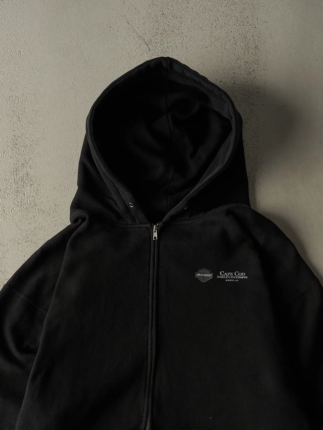 Vintage 12' Black Harley Davidson Cape Cod Zip Up Hoodie (XXL/XXXL) sold by Rebalance Vintage product image thumbnail 3
