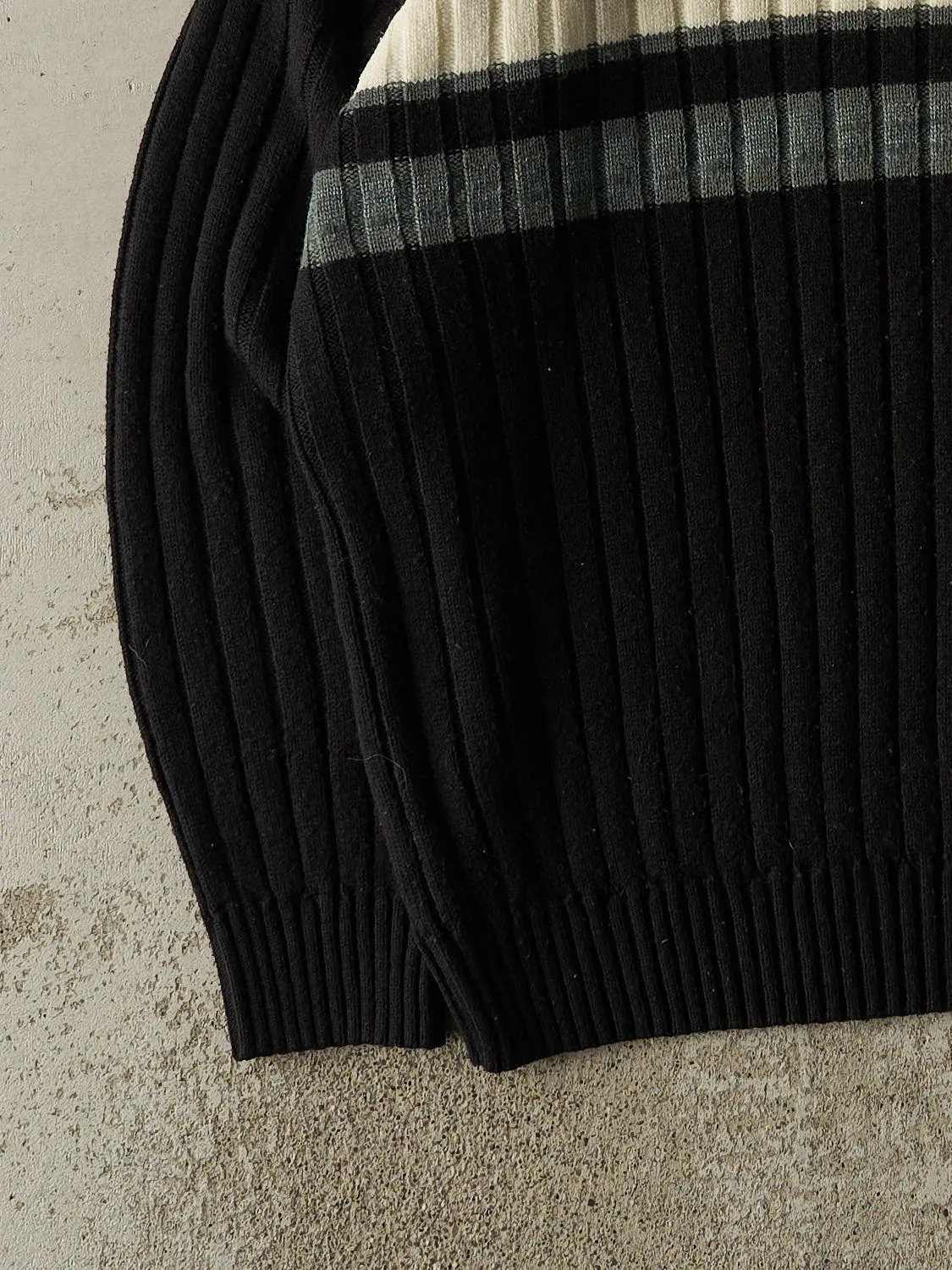 Vintage Y2K Black Striped Knit (L/XL) sold by Rebalance Vintage product image thumbnail 3