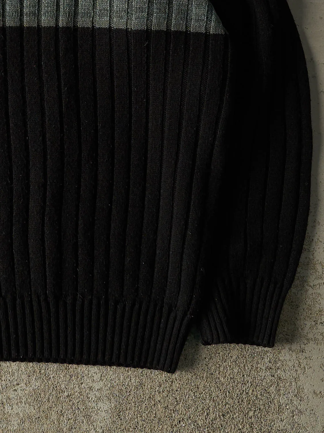 Vintage Y2K Black Striped Knit (L/XL) sold by Rebalance Vintage product image thumbnail 4