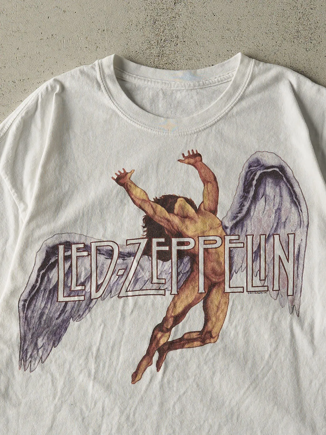Vintage 11' White Led Zeppelin Tee (L) sold by Rebalance Vintage product image thumbnail 2