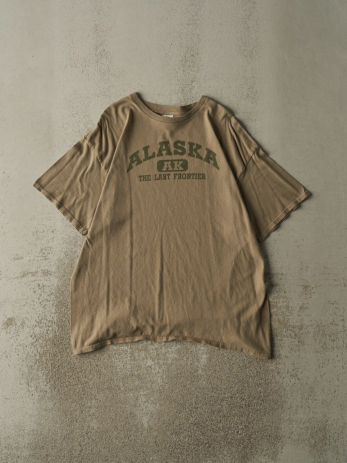 Vintage Y2K Beige Alaska Tee (XL) sold by Rebalance Vintage