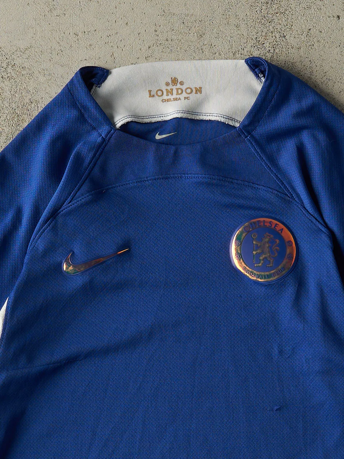 Vintage Y2K Blue Nike Chelsea Soccer Jersey (S/M) sold by Rebalance Vintage product image thumbnail 2