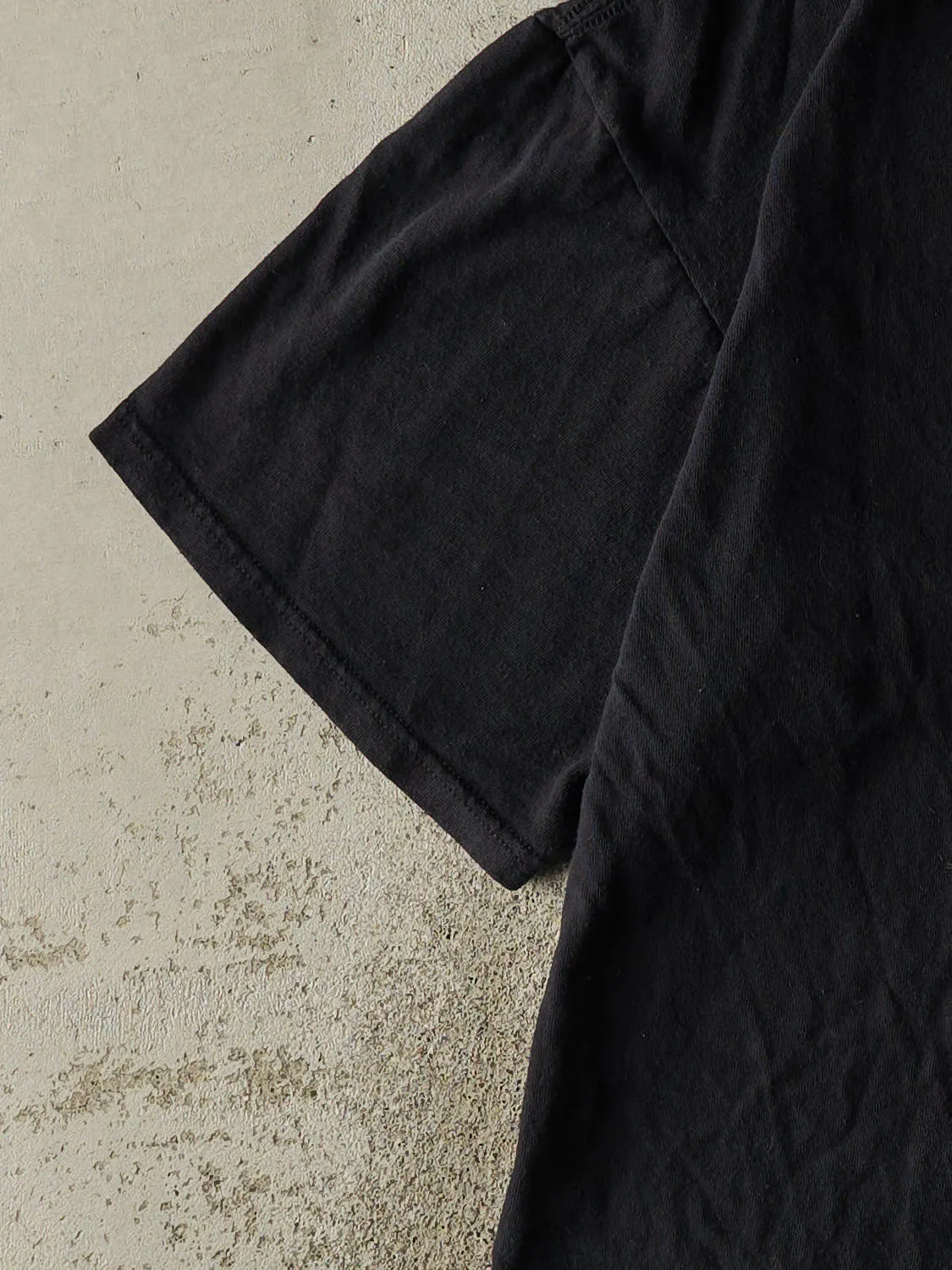 Vintage 06' Black Pink Floyd Dark Side of the Moon Tee (L/XL) sold by Rebalance Vintage product image thumbnail 3