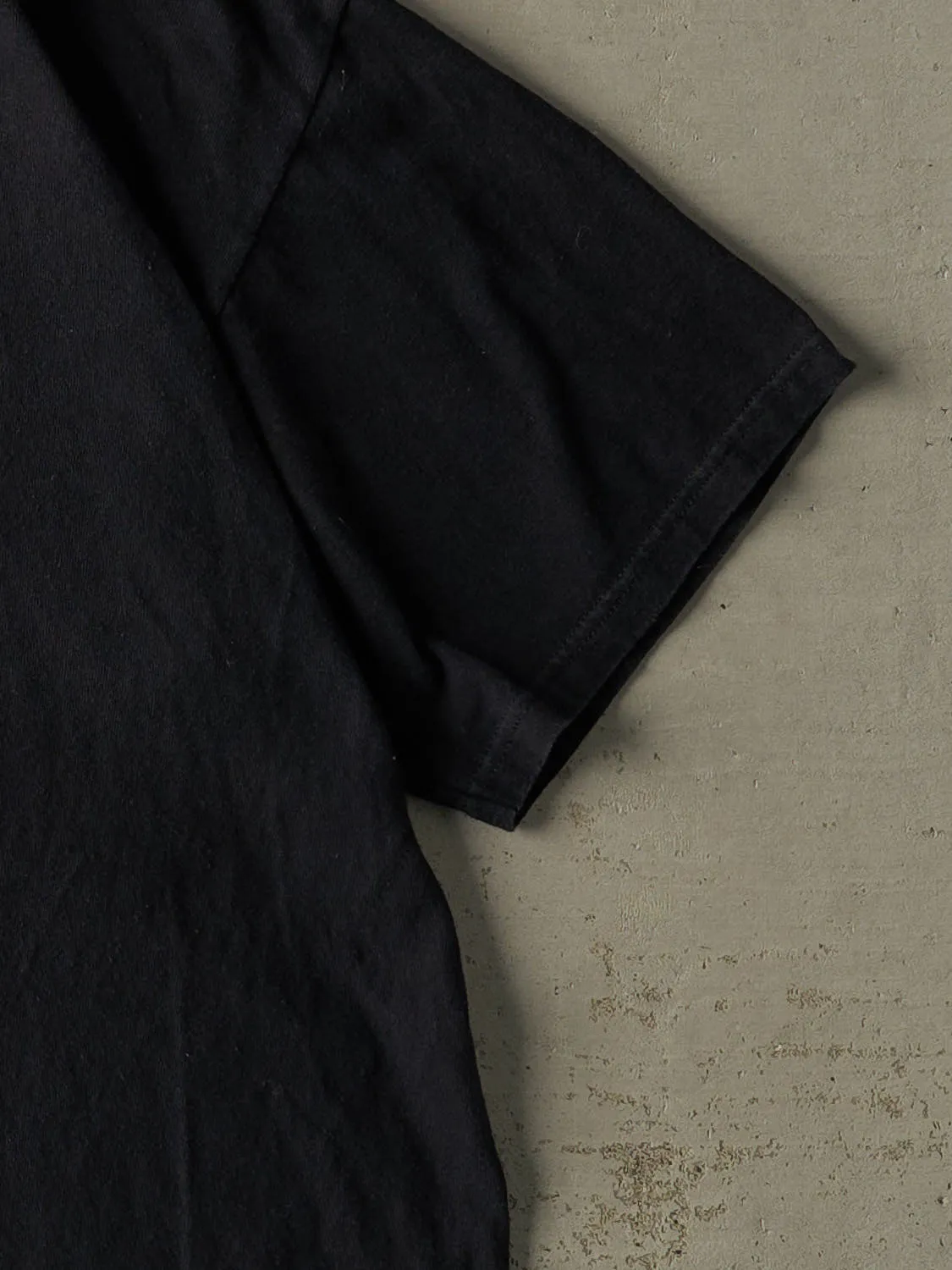 Vintage 06' Black Pink Floyd Dark Side of the Moon Tee (L/XL) sold by Rebalance Vintage product image thumbnail 4