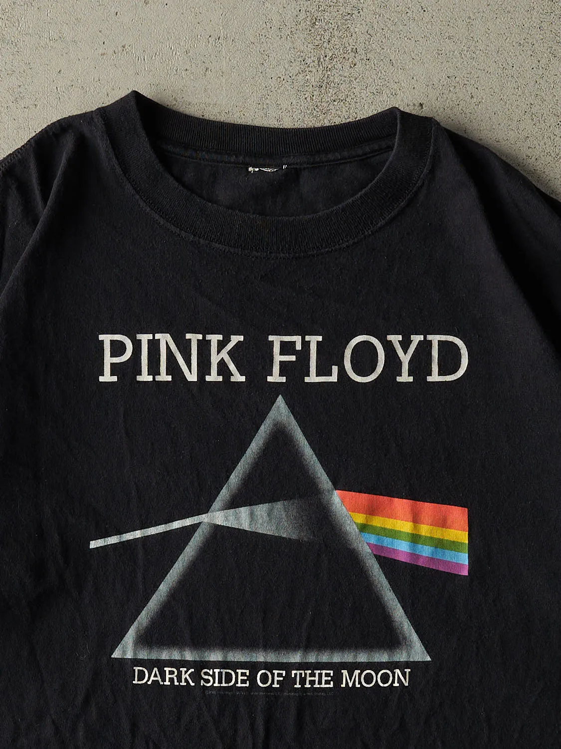 Vintage 06' Black Pink Floyd Dark Side of the Moon Tee (L/XL) sold by Rebalance Vintage product image thumbnail 2