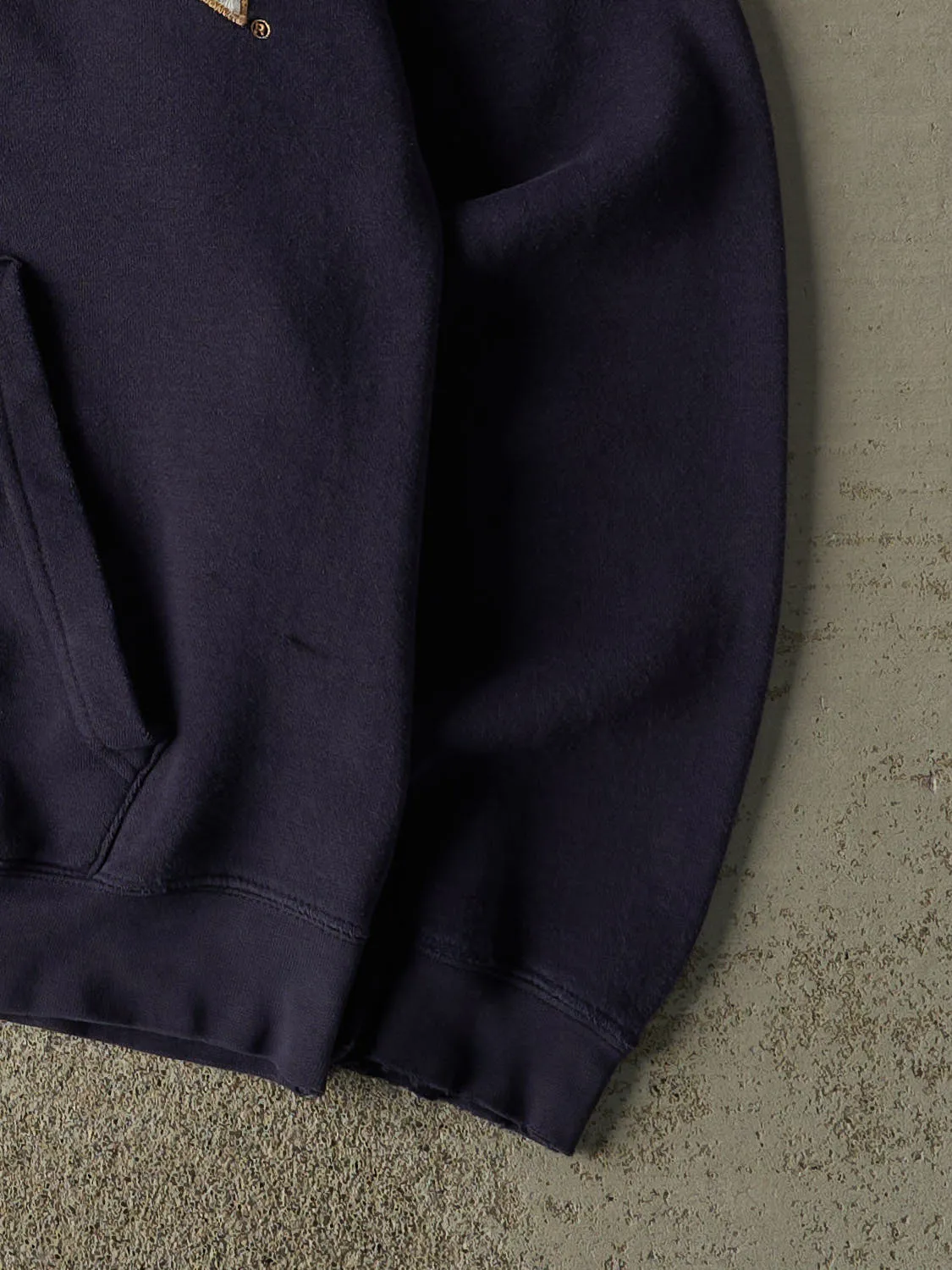 Vintage Y2K Navy Blue Notre Dame Embroidered Hoodie (M) sold by Rebalance Vintage product image thumbnail 4