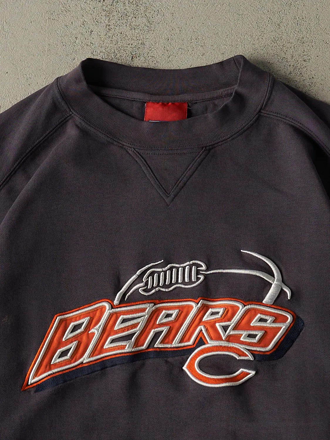 Vintage 90s Navy Blue Chicago Bears Embroidered Crewneck (XL/XXL) sold by Rebalance Vintage product image thumbnail 2