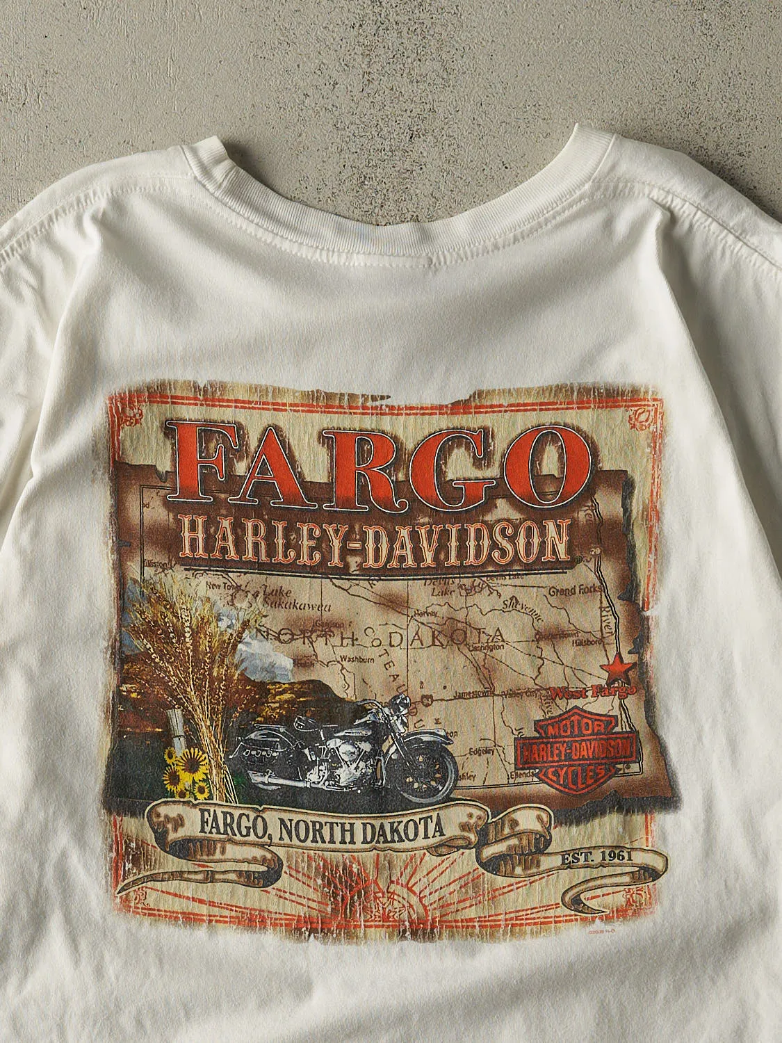 Vintage 10' White Harley Davidson Fargo ND Tee (XXL) sold by Rebalance Vintage product image thumbnail 4