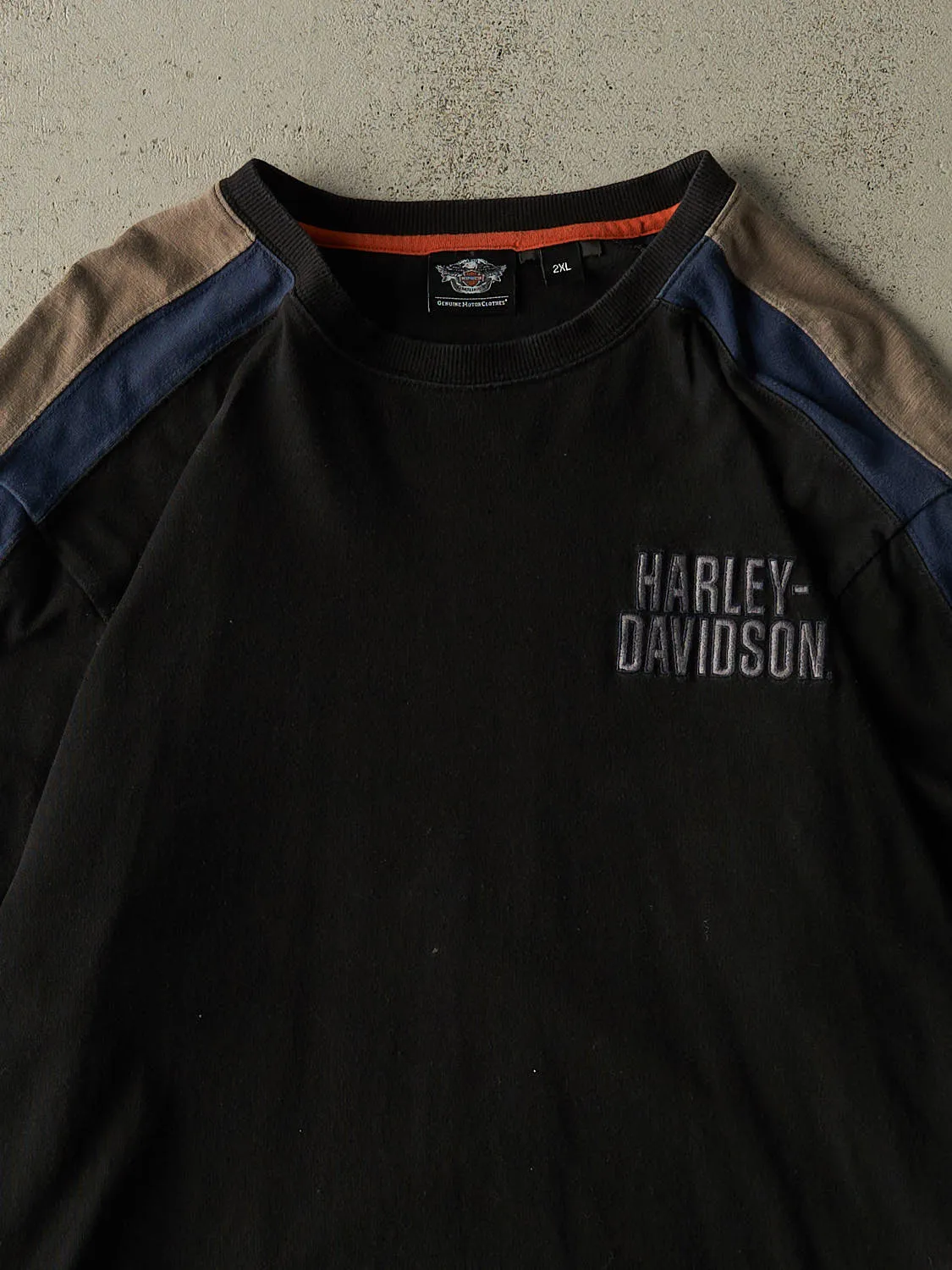 Vintage Y2K Black Harley Davidson Embroidered Long Sleeve (XL/XXL) sold by Rebalance Vintage product image thumbnail 2