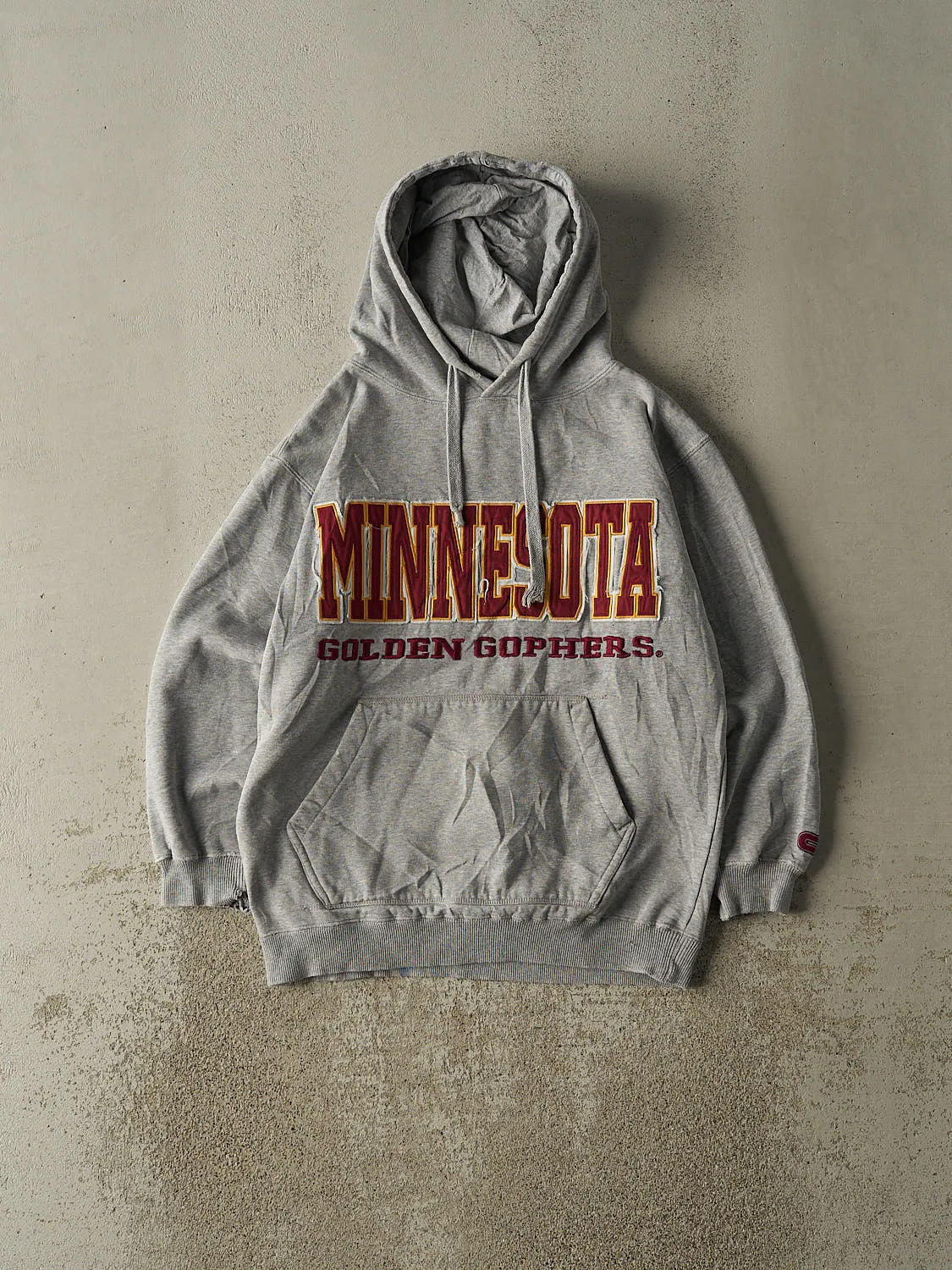 Vintage Y2K Grey University of Minnesota Golden Gophers Hoodie (M) sold by Rebalance Vintage