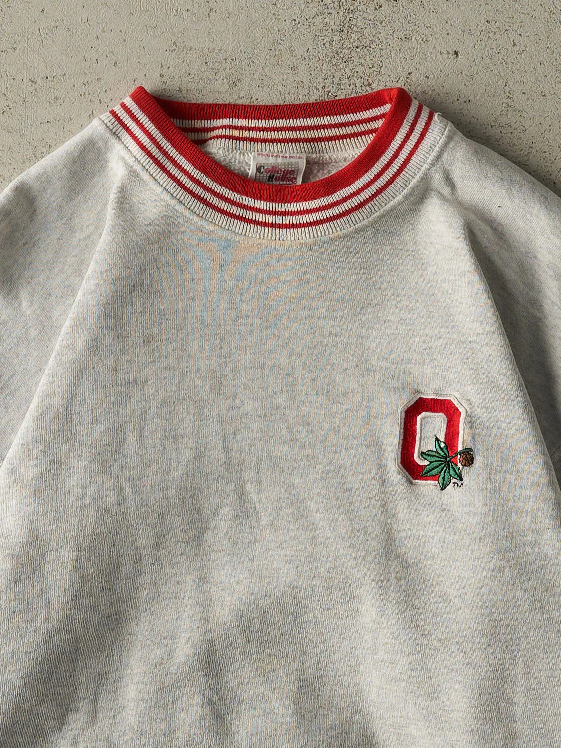 Vintage 80s Heather Grey Ohio State University Embroidered Ribbed Crewneck (M) sold by Rebalance Vintage product image thumbnail 2