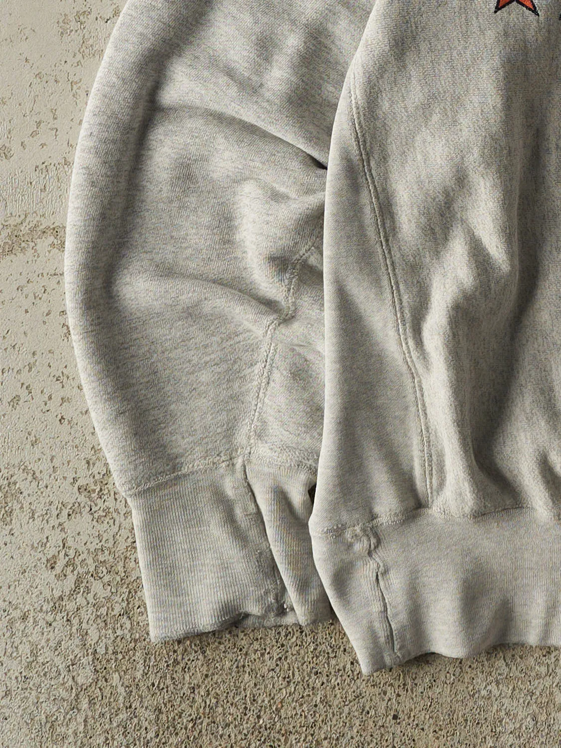 Vintage 90s Heather Grey Chicago Bears Logo 7 Crewneck (L) sold by Rebalance Vintage product image thumbnail 3