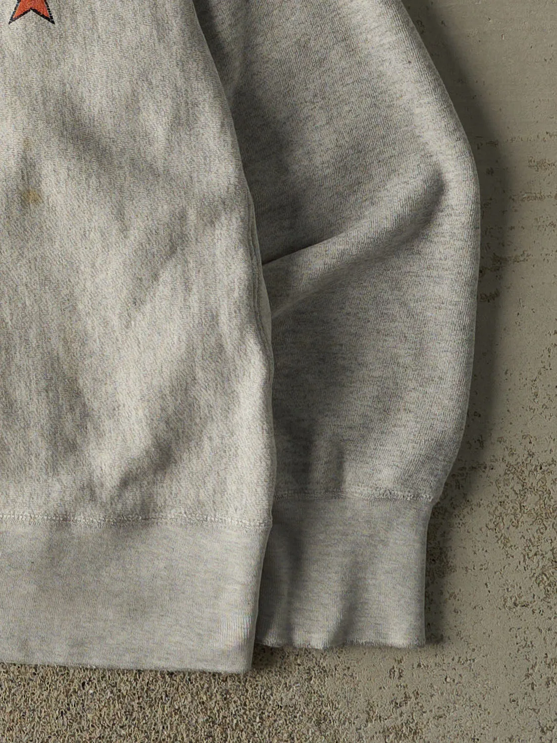 Vintage 90s Heather Grey Chicago Bears Logo 7 Crewneck (L) sold by Rebalance Vintage product image thumbnail 4