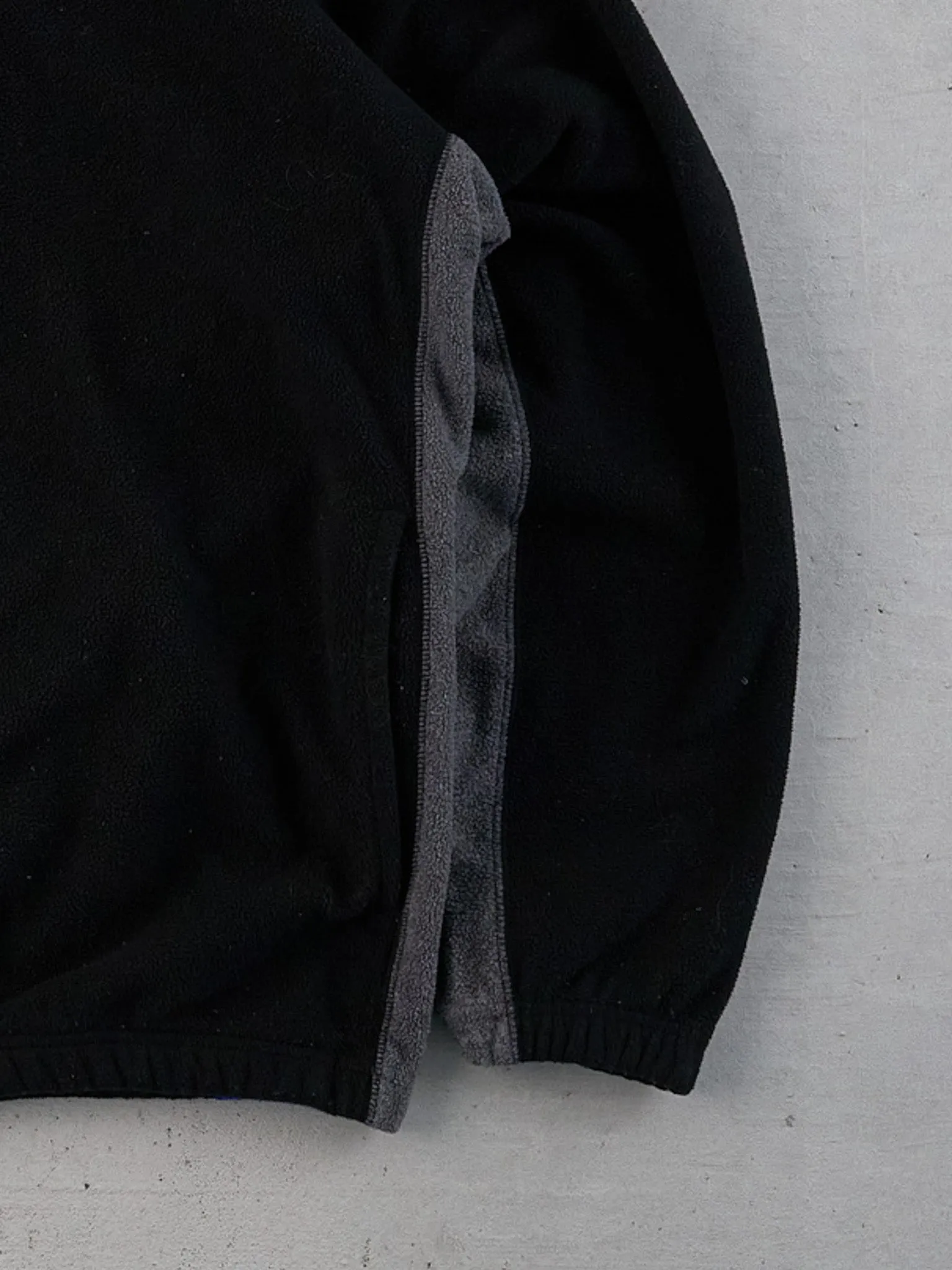 Vintage 90s Black and Blue Chaps By Ralph Lauren Collared Zip Up (L) sold by Rebalance Vintage product image thumbnail 3