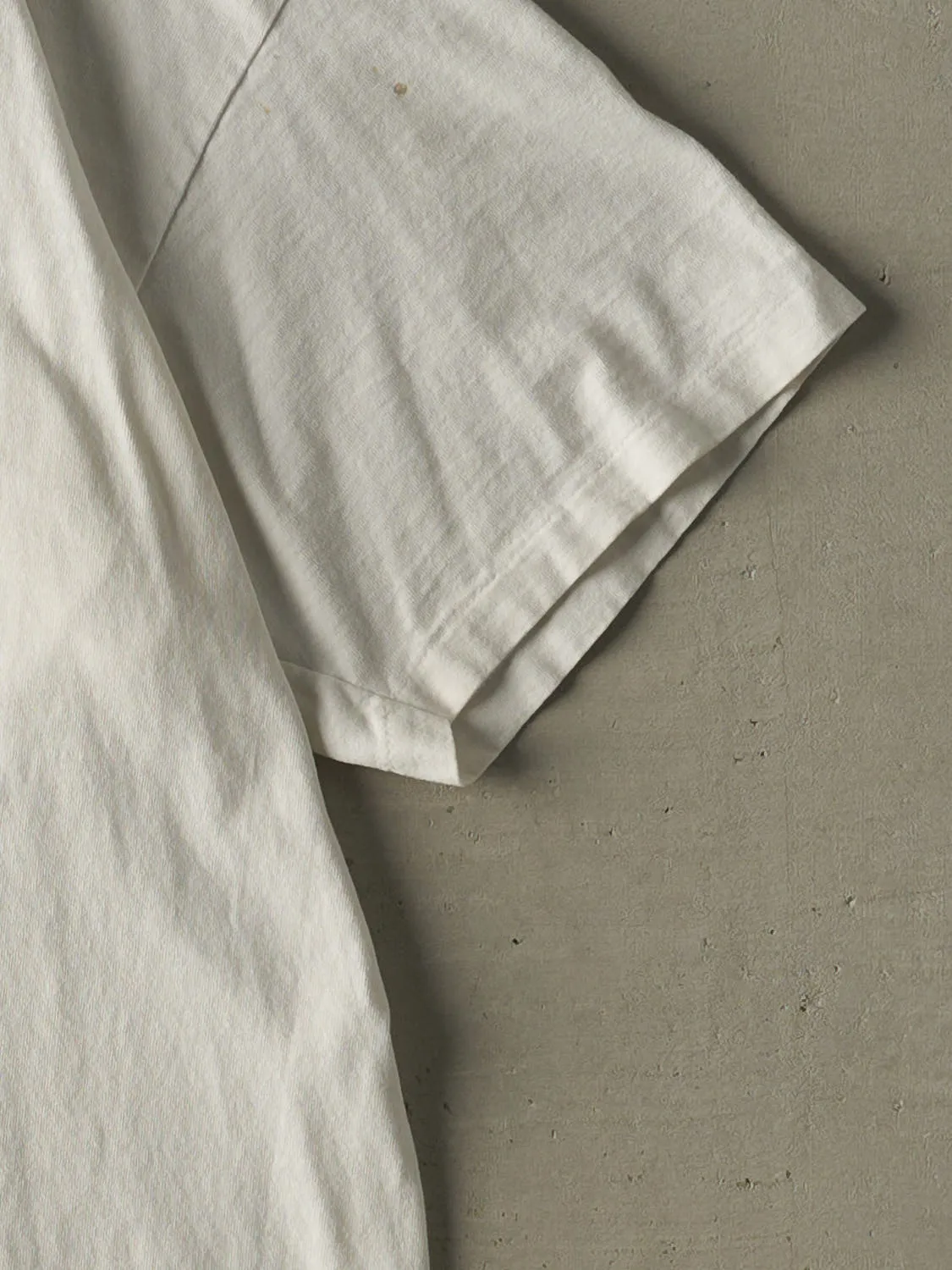 Vintage 90s White Wild Earth Wolf Single Stitch Tee (XL/XXL) sold by Rebalance Vintage product image thumbnail 4