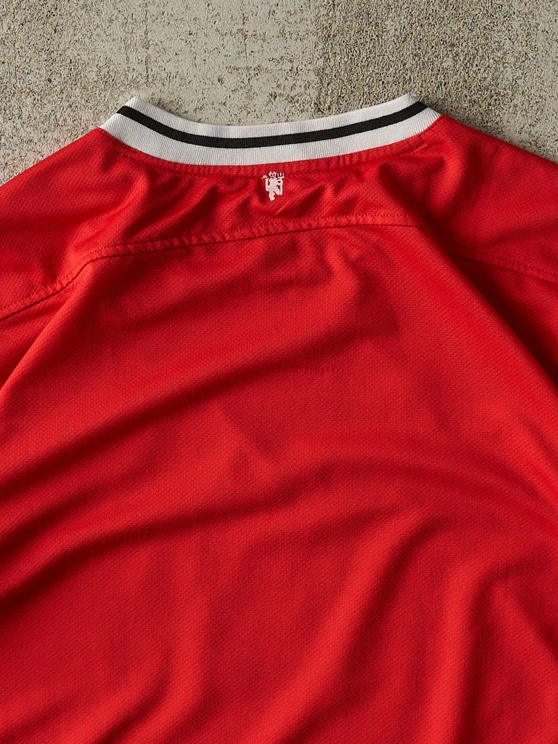 Vintage Y2K Red Manchester United Soccer Jersey (M/L) sold by Rebalance Vintage product image thumbnail 4