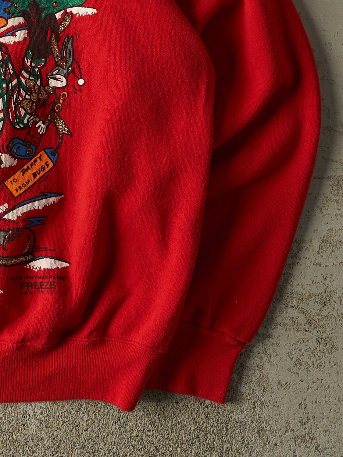 Vintage 94' Red Looney Tunes "Bah Humbug" Crewneck (M/L) sold by Rebalance Vintage product image thumbnail 4