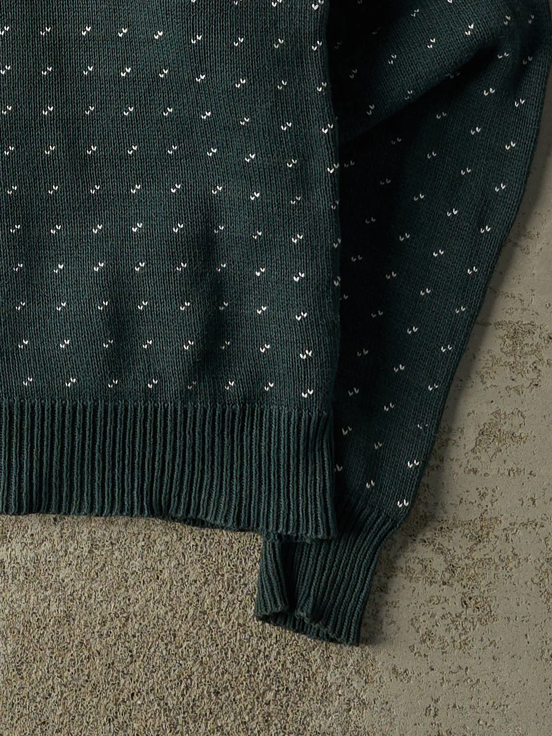 Vintage 80s Green Patterned Knit (L/XL) sold by Rebalance Vintage product image thumbnail 4