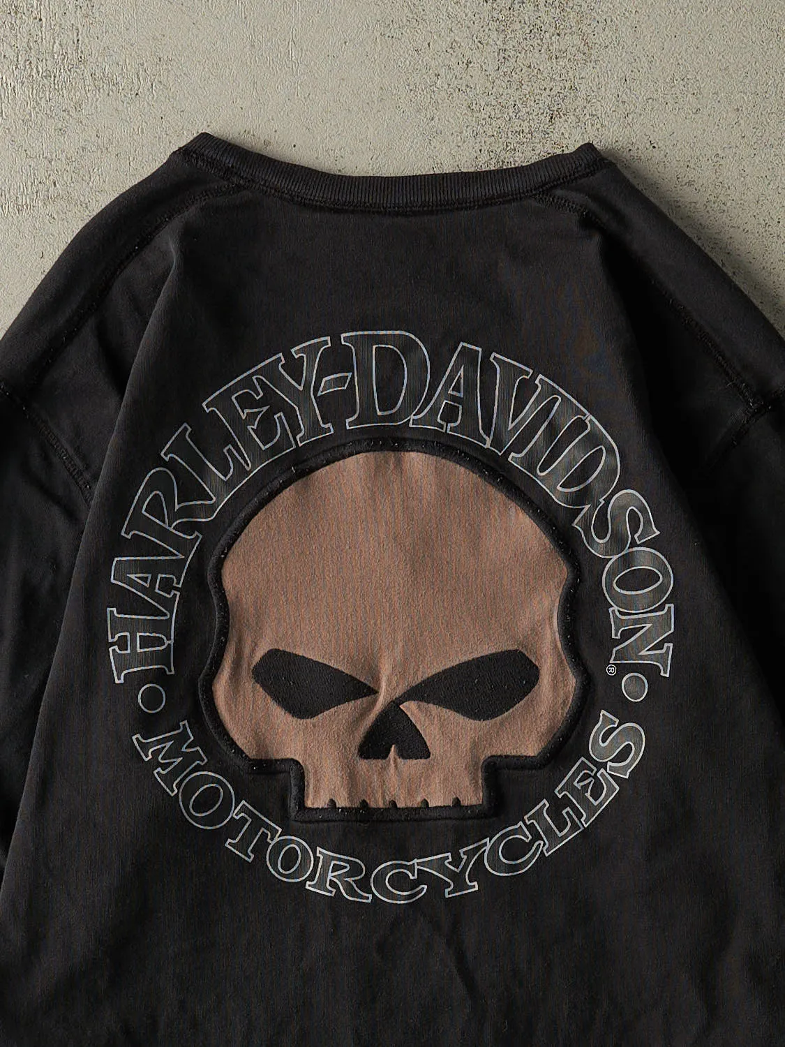 Vintage Y2K Faded Black Harley Davidson Embroidered Long Sleeve (L/XL) sold by Rebalance Vintage product image thumbnail 4