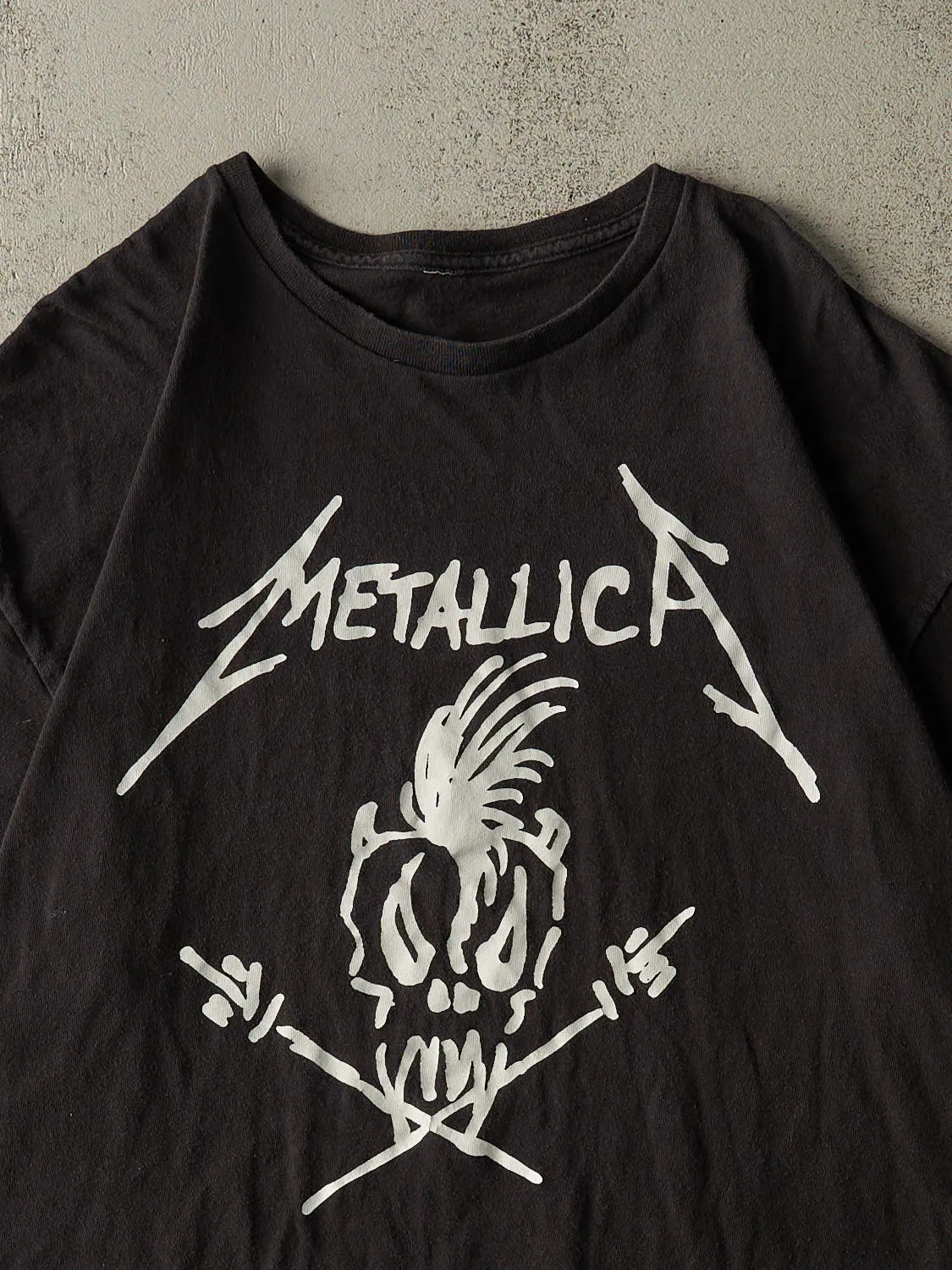Vintage Y2K Black Metallica Band Tee (L) sold by Rebalance Vintage product image thumbnail 2