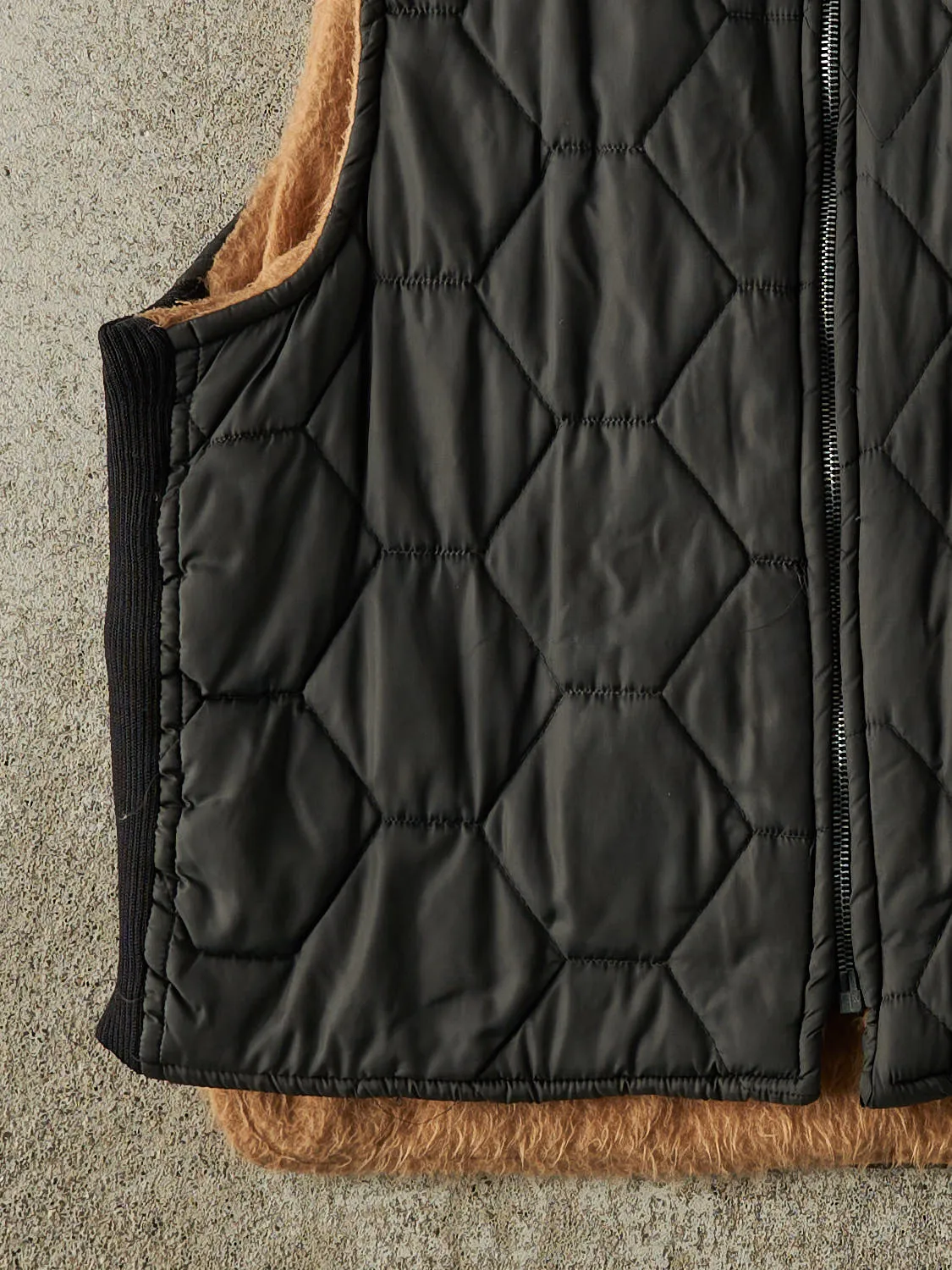 Vintage 70s Black Fur Lined Puffer Vest (M) sold by Rebalance Vintage product image thumbnail 5