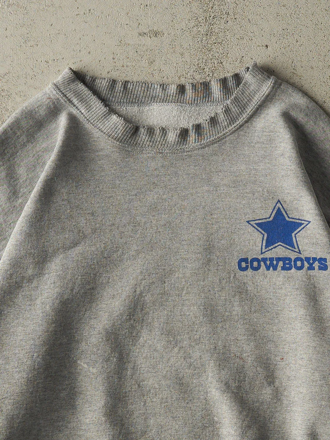 Vintage 90s Grey Dallas Cowboys Crewneck (L/XL) sold by Rebalance Vintage product image thumbnail 2