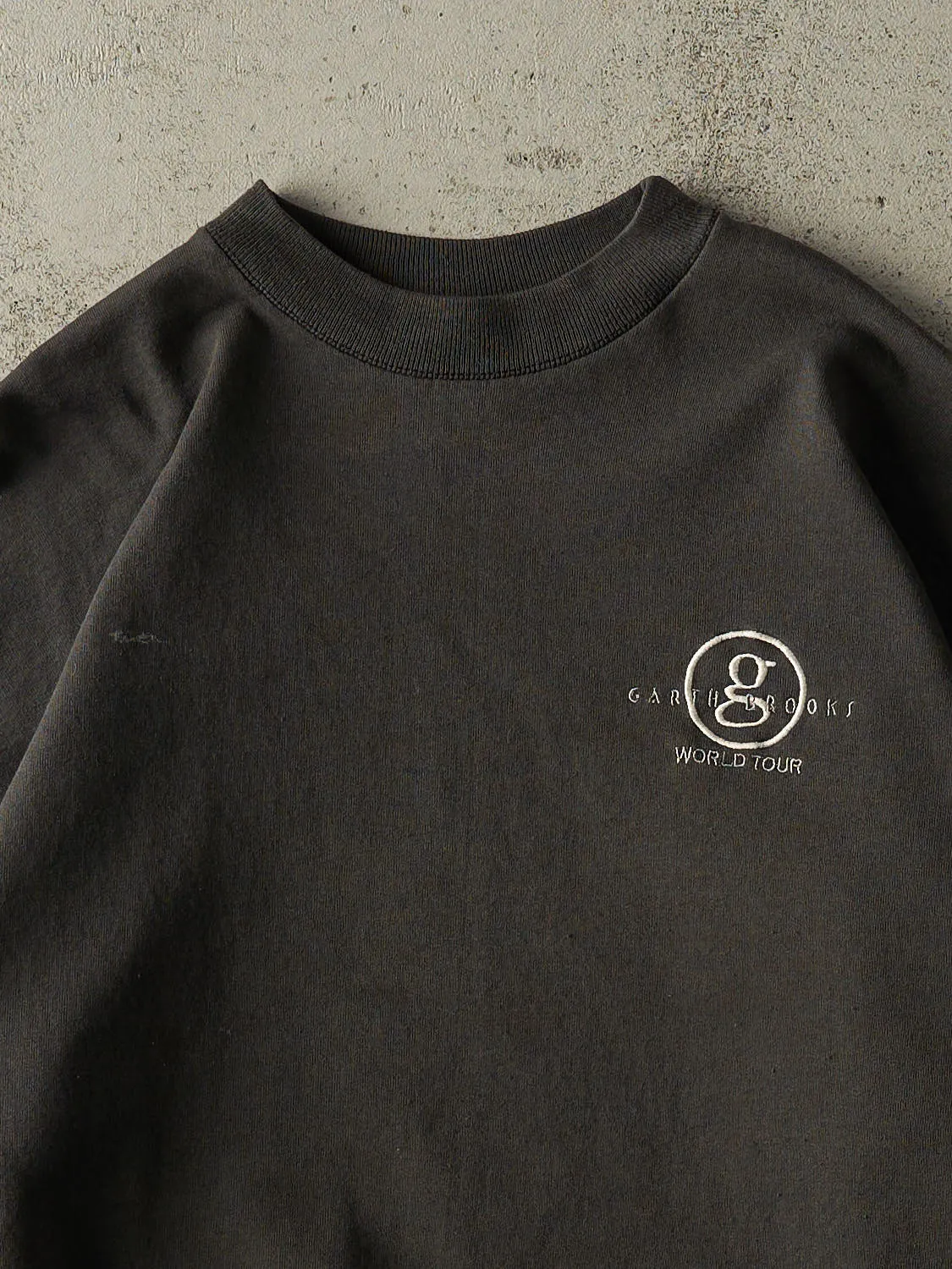 Vintage 90s Charcoal Grey Garth Brooks World Tour Embroidered Crewneck (L/XL) sold by Rebalance Vintage product image thumbnail 2
