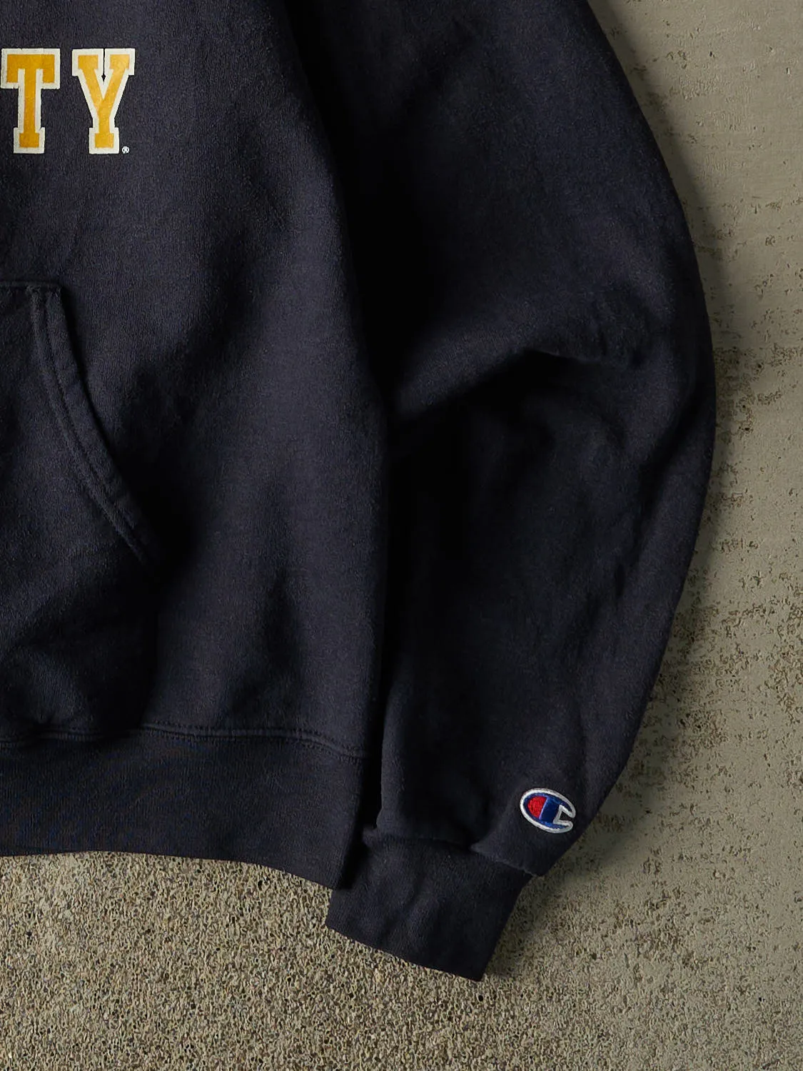 Vintage Y2K Navy Blue Kent State University Champion Hoodie (S/M) sold by Rebalance Vintage product image thumbnail 4