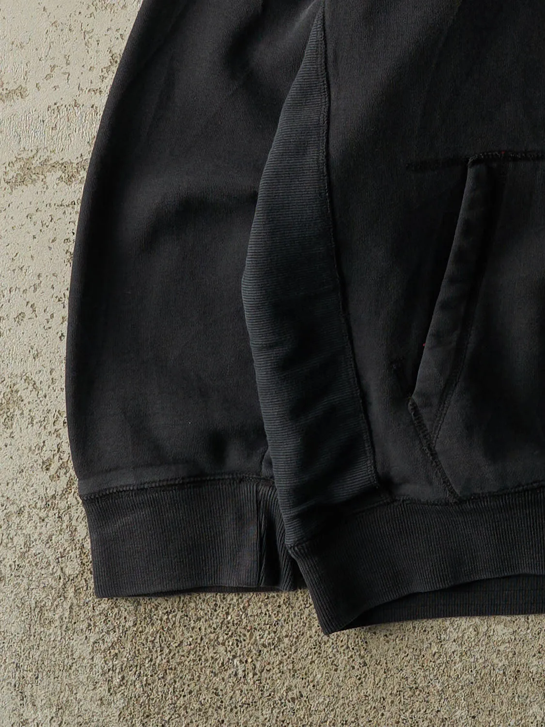 Vintage Y2K Black Ecko Unlimited Chenille Embroidered Hoodie (L) sold by Rebalance Vintage product image thumbnail 3