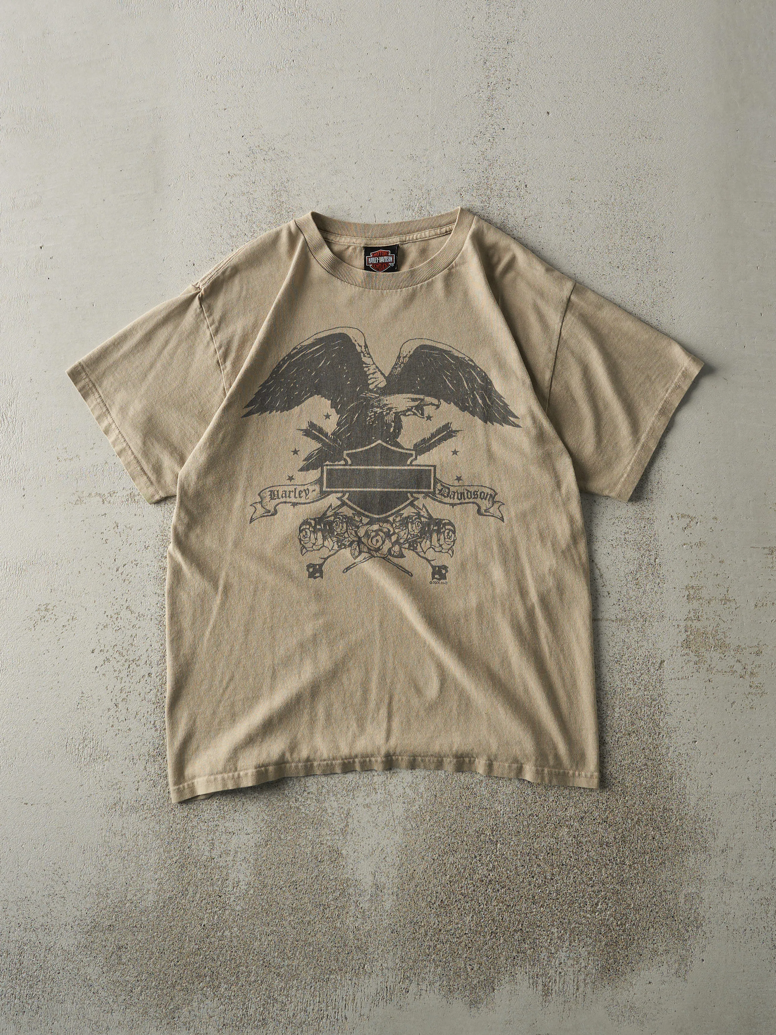 Vintage 06' Beige British Columbia Harley Davidson Tee (S) sold by Rebalance Vintage