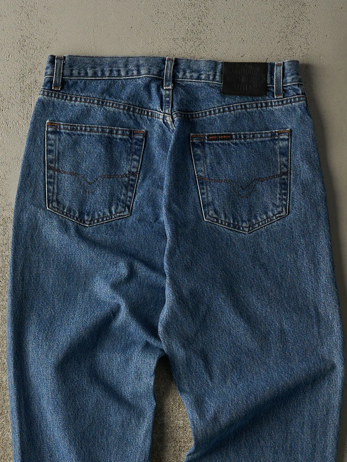 Vintage 90s Mid Wash Harley Davidson Jeans (33x29.5) sold by Rebalance Vintage product image thumbnail 5