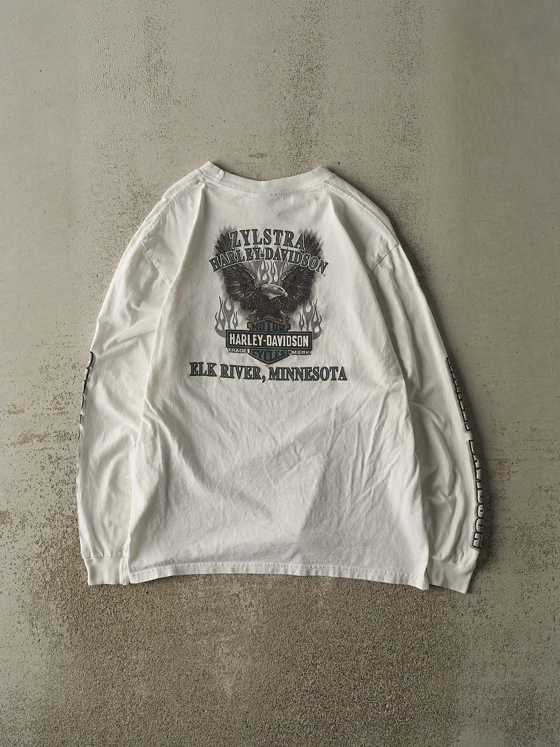 Vintage 12' White Harley Davidson Elk River MN Long Sleeve (M) sold by Rebalance Vintage product image thumbnail 2