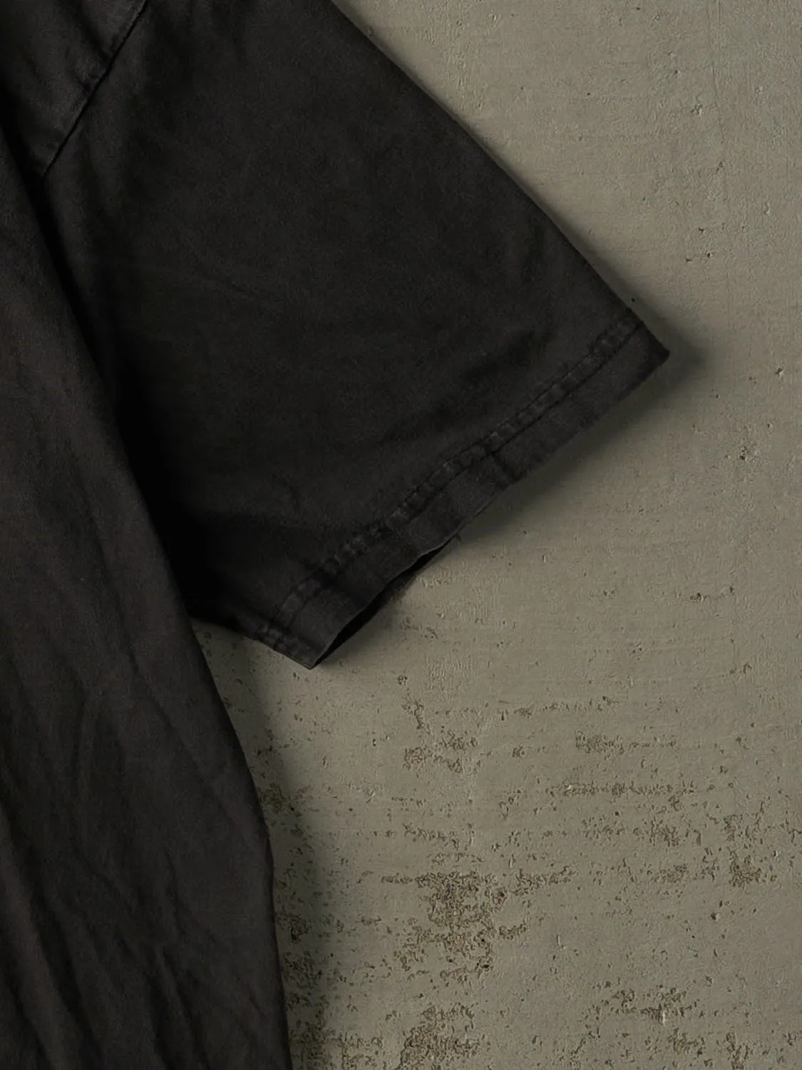 Vintage 90s Faded Black Hard Rock Cafe Paris Tee (L/XL) sold by Rebalance Vintage product image thumbnail 4