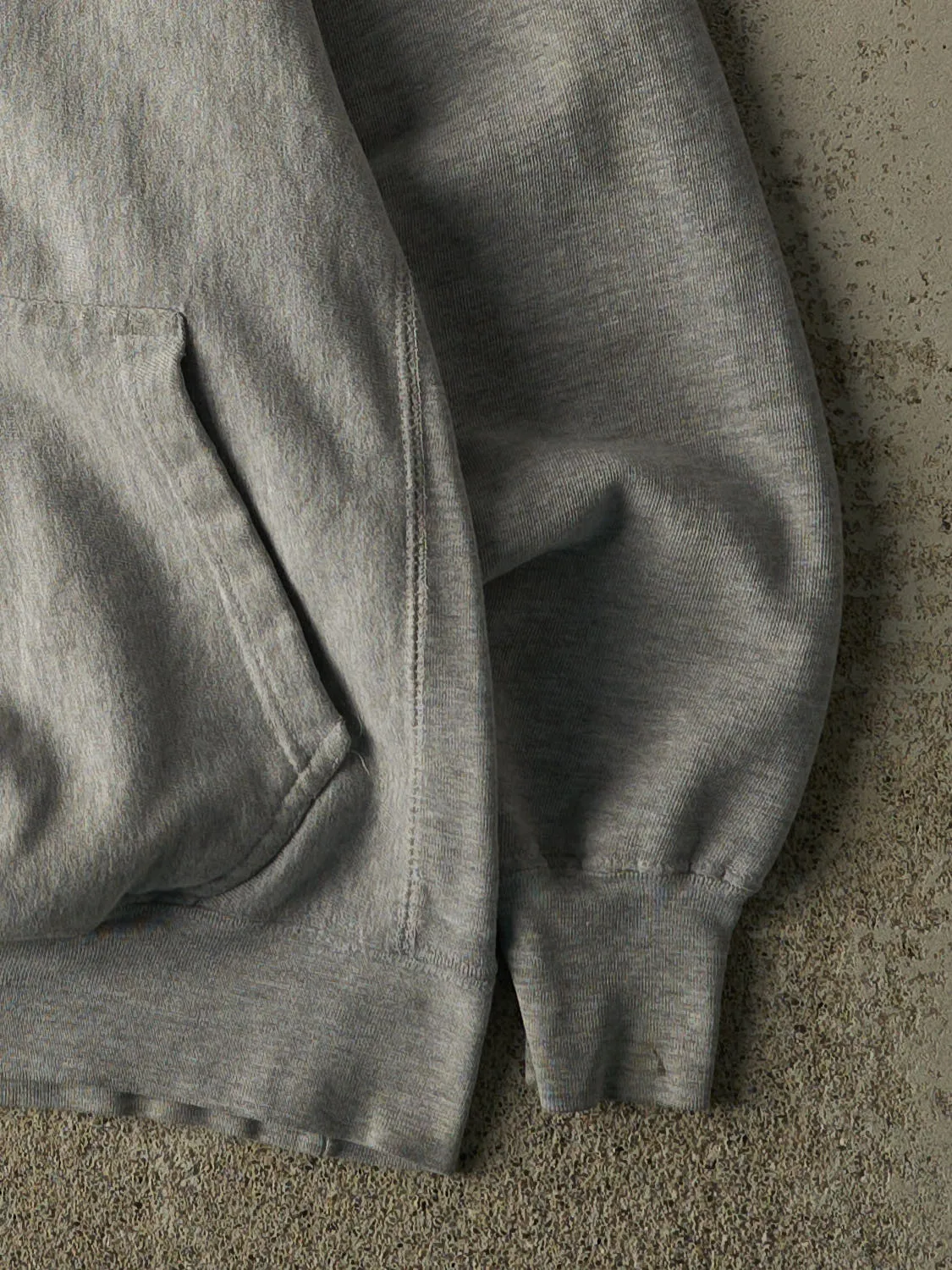 Vintage Y2K Grey Ohio State University Embroidered Hoodie (XS) sold by Rebalance Vintage product image thumbnail 4