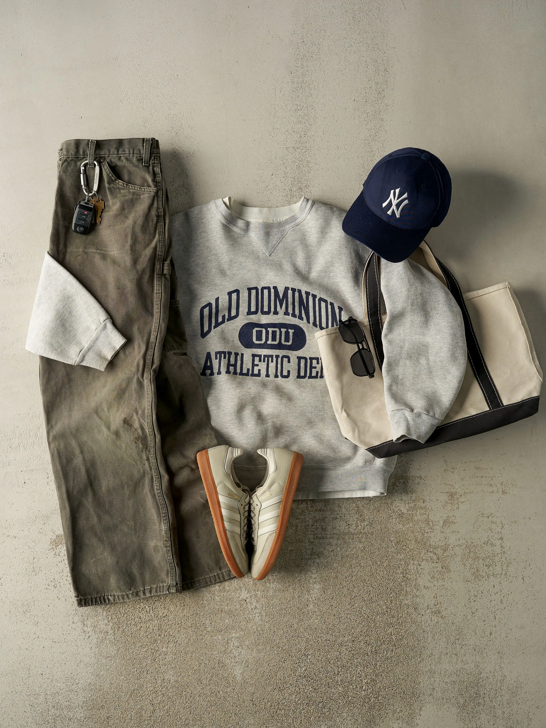 Vintage 90s Green Dickies Carpenter Pants (36x29) sold by Rebalance Vintage product image thumbnail 2